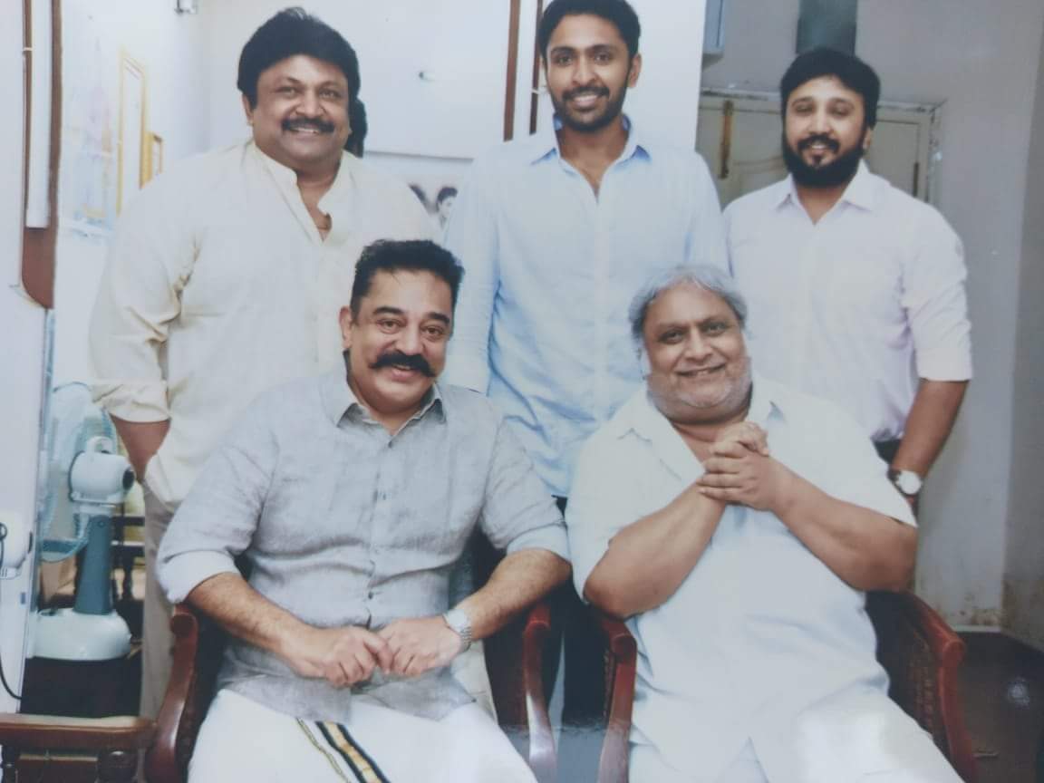1152x864 Cinema Express - #KamalHaasan paid tribute to