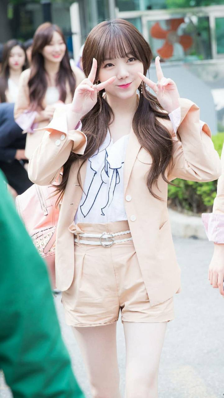 720x1280 Lovelyz Kei 2 wallpaper