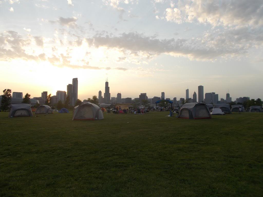 1024x768 The tent is too damn high: Camping comes to the city