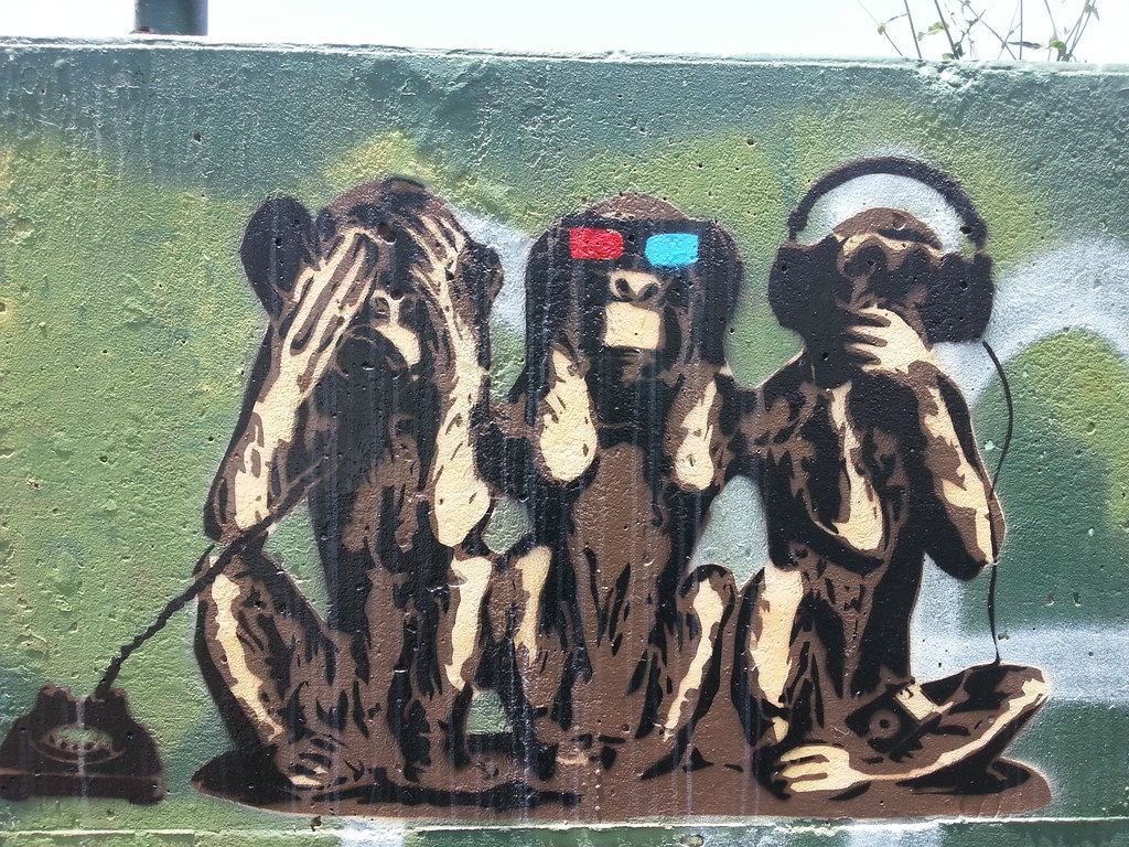 1024x768 monkeys see no evil, hear no evil, speak no evil