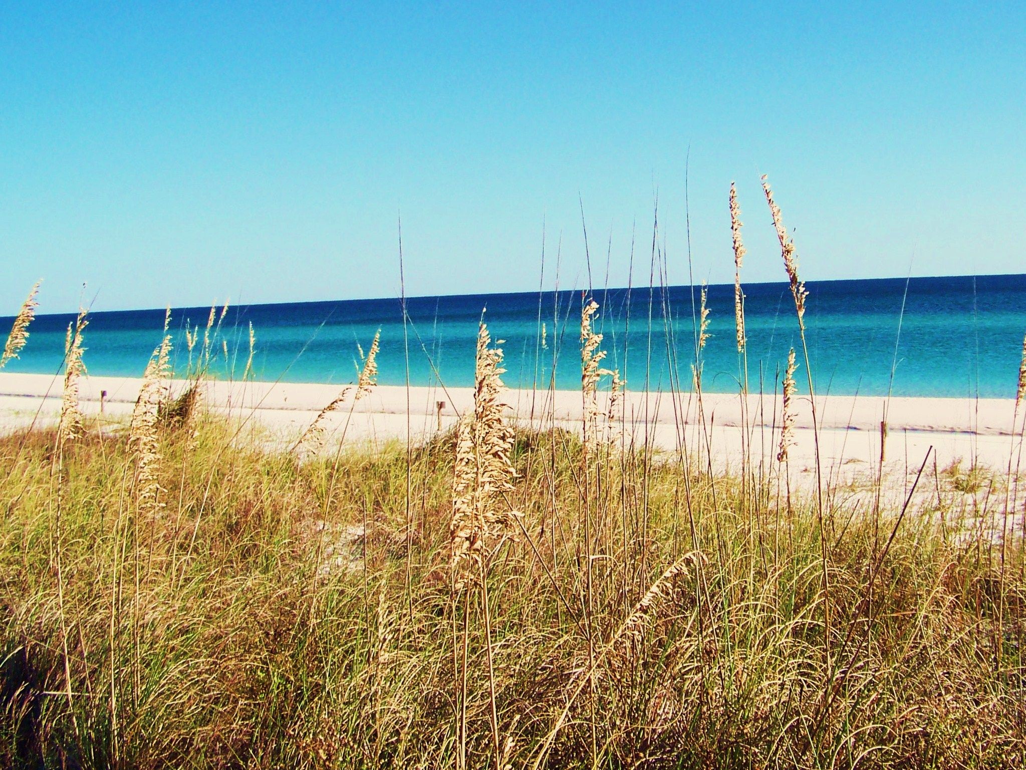 2048x1536 Destin's Best Hidden Gems: Secret Beaches, Local Eats & Sunsets