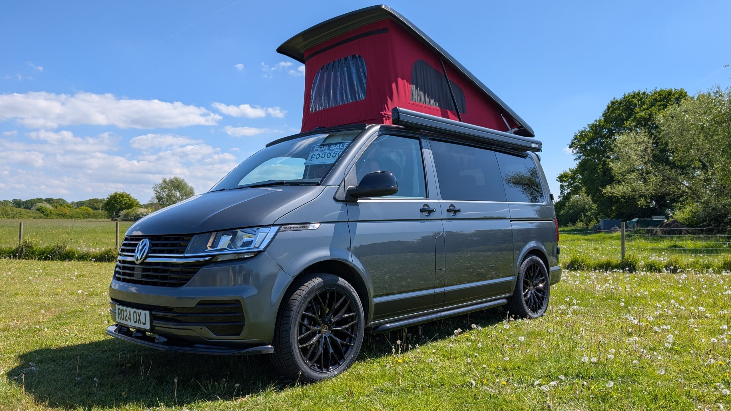 2560x1440 VW Transporter 2024 T6.1 Campervan + Free VW Service Plan