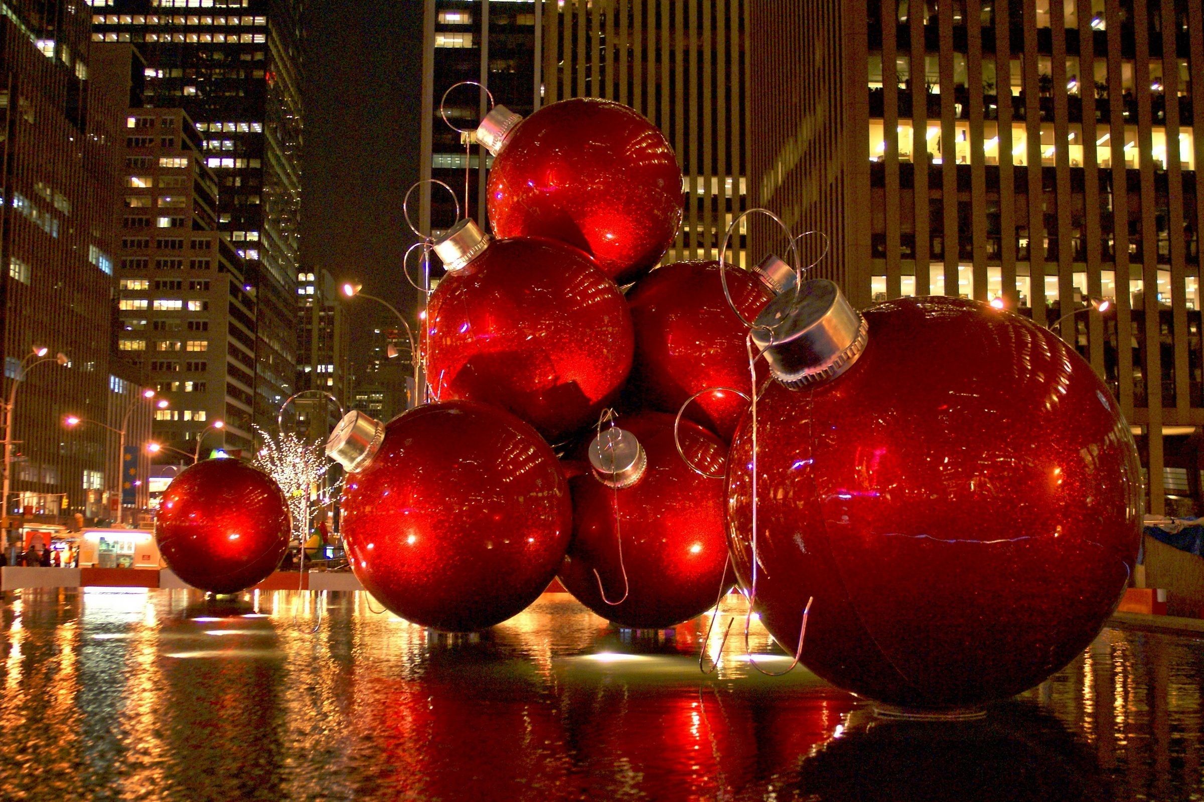 2400x1599 Wallpaper Christmas in New York City, Christmas Day, Christmas and Holiday Season, Christmas Ornament, Christmas Decoration, Background Free Image