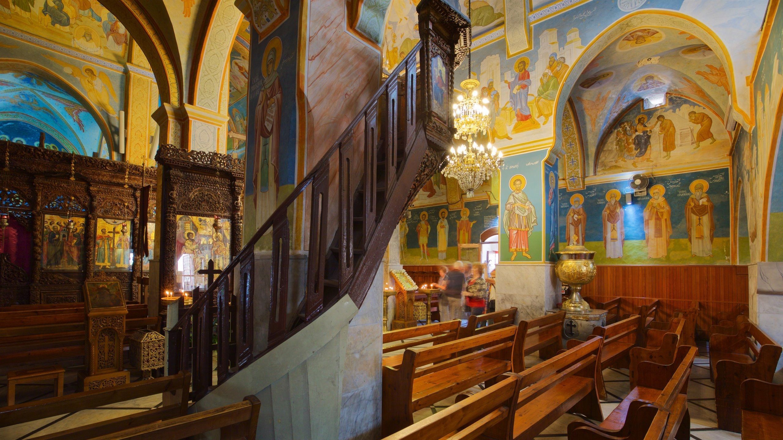 2560x1440 Greek Orthodox Church of the Annunciation ｜Expedia.co.jp