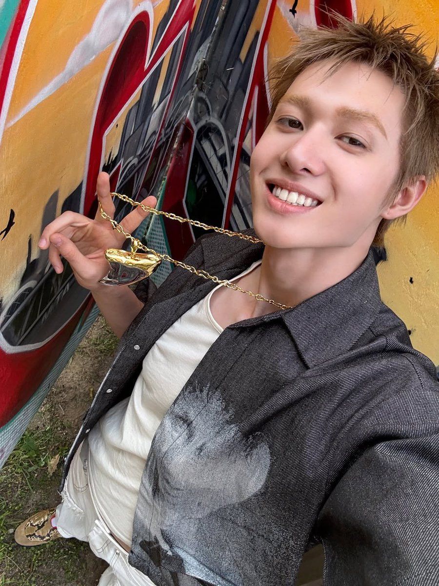 900x1200 martin pics / Posts / X