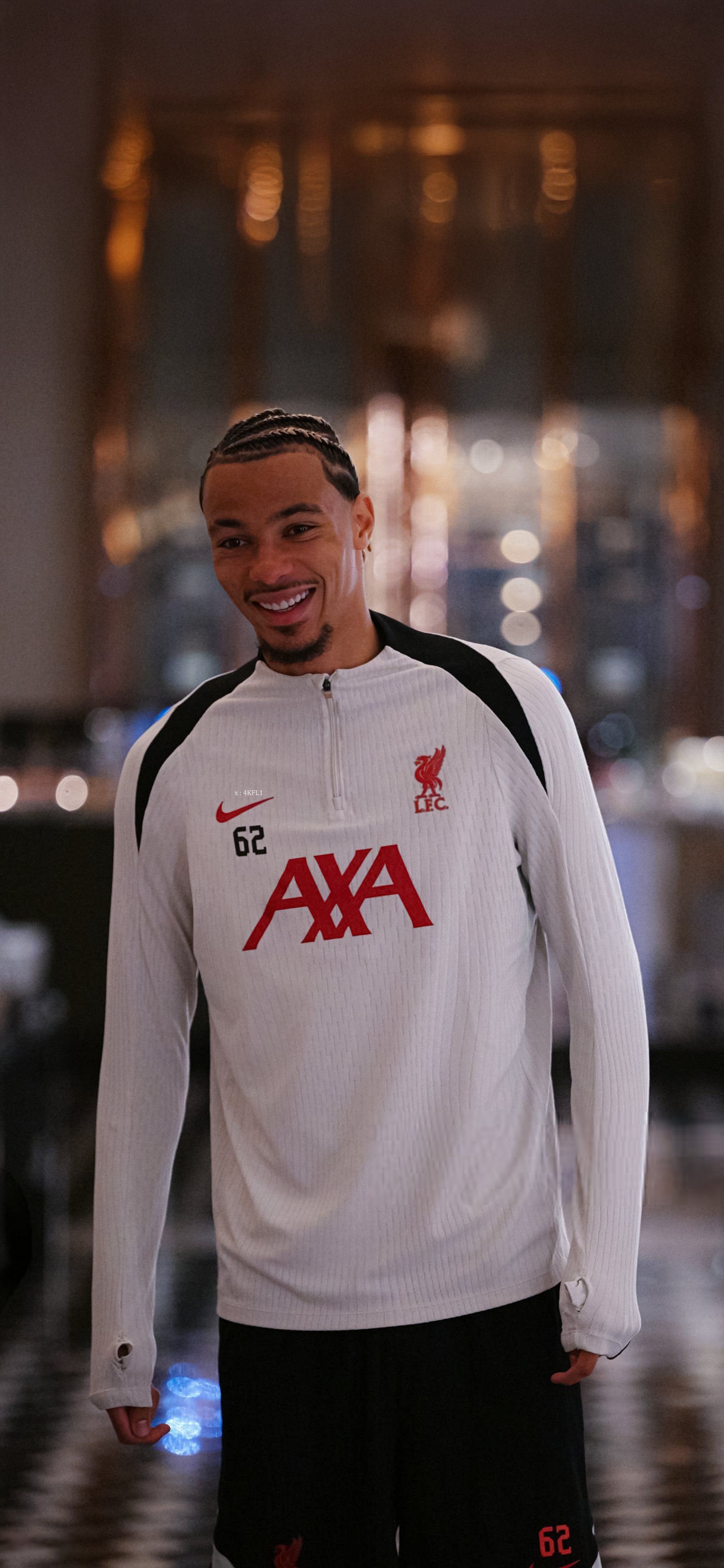 1891x4096 Hugo Ekitike Wallpaper