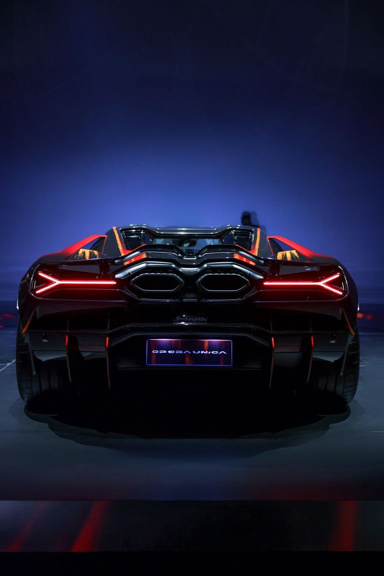 768x1151 Lamborghini Revuelto Opera Unica quality free high resolution car image, picture and photo