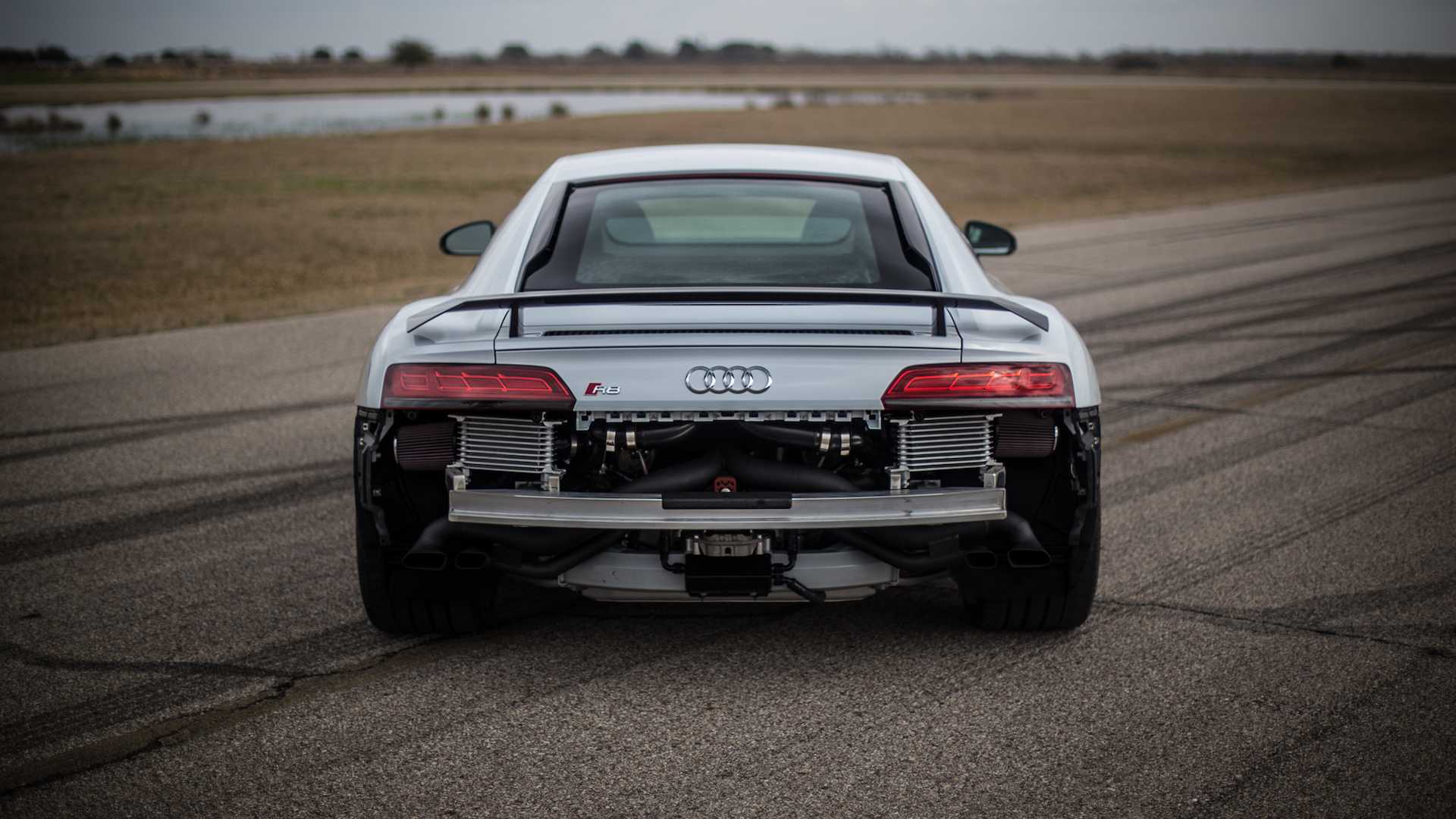 1920x1080 Twin Turbo R8 Wallpaper