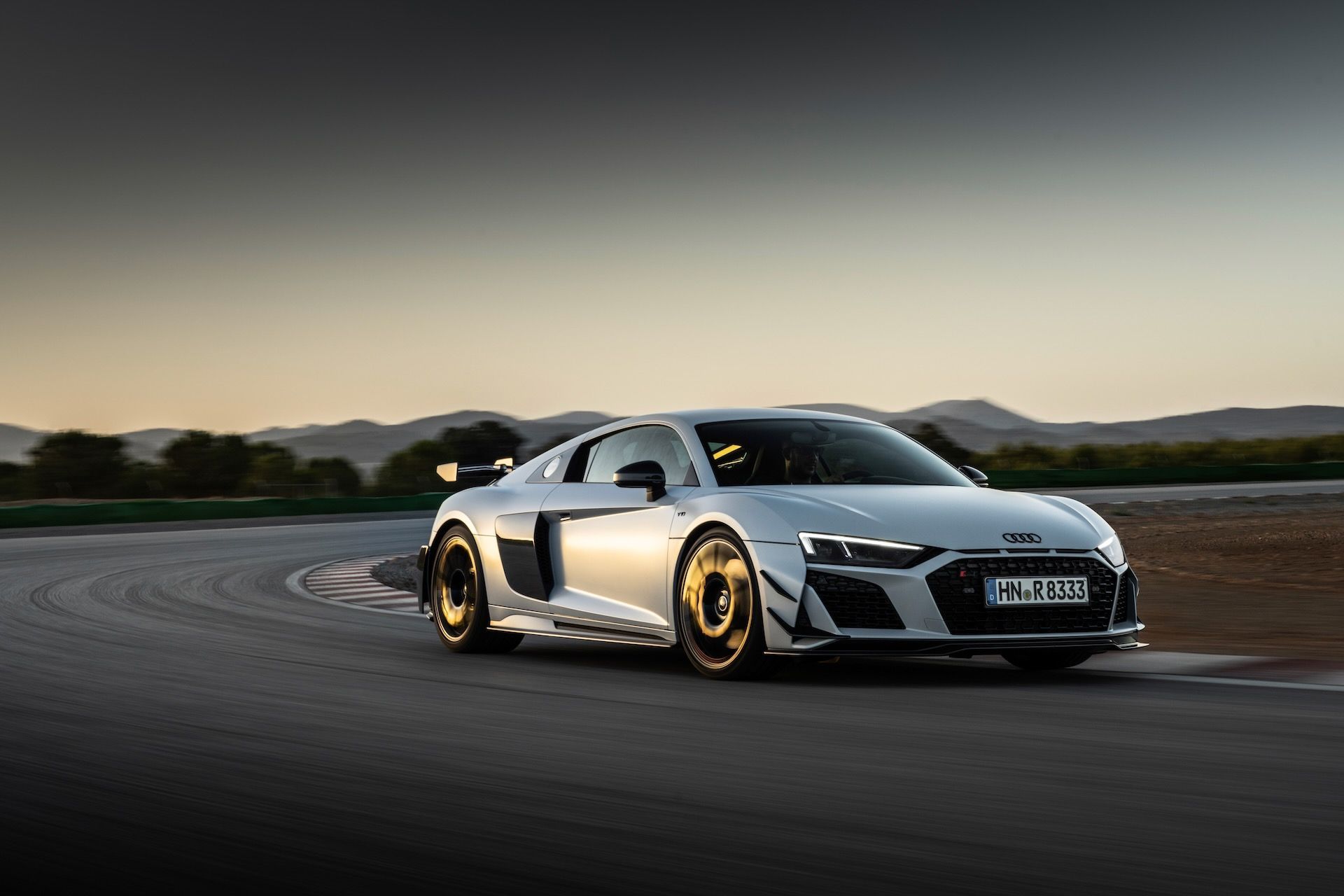 1920x1280 Audi R8 Coupé V10 GT RWD