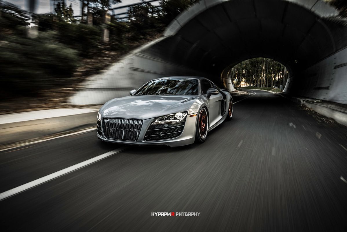 1198x800 Twin Turbo Audi R8 With Unique Vintage HRE Wheels
