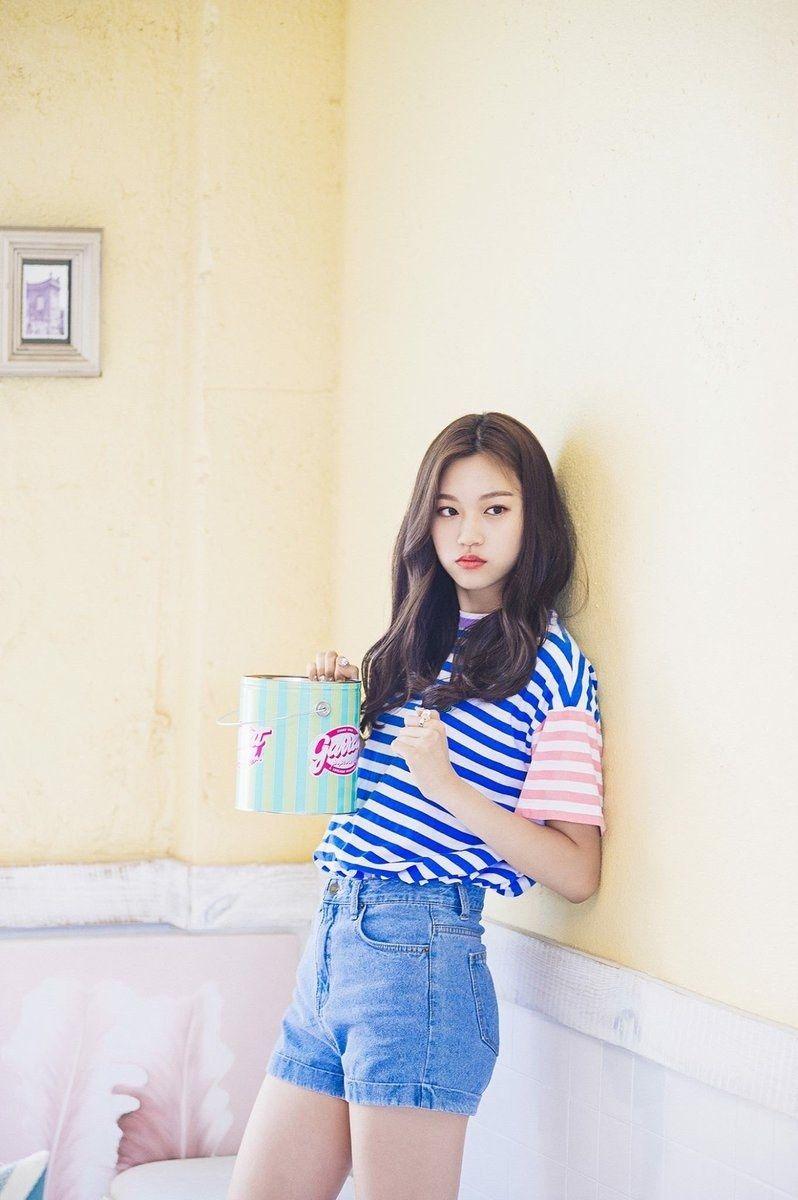 798x1200 Free download Kim Do Yeon [Weki Meki] [798x1200] for your Desktop