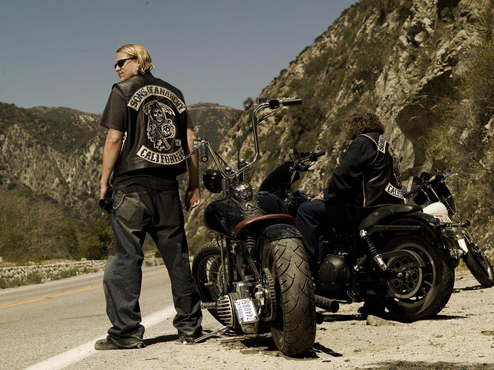 1600x1200 Review: 'Sons of Anarchy' Sets The Stage For A Satisfying Conclusion