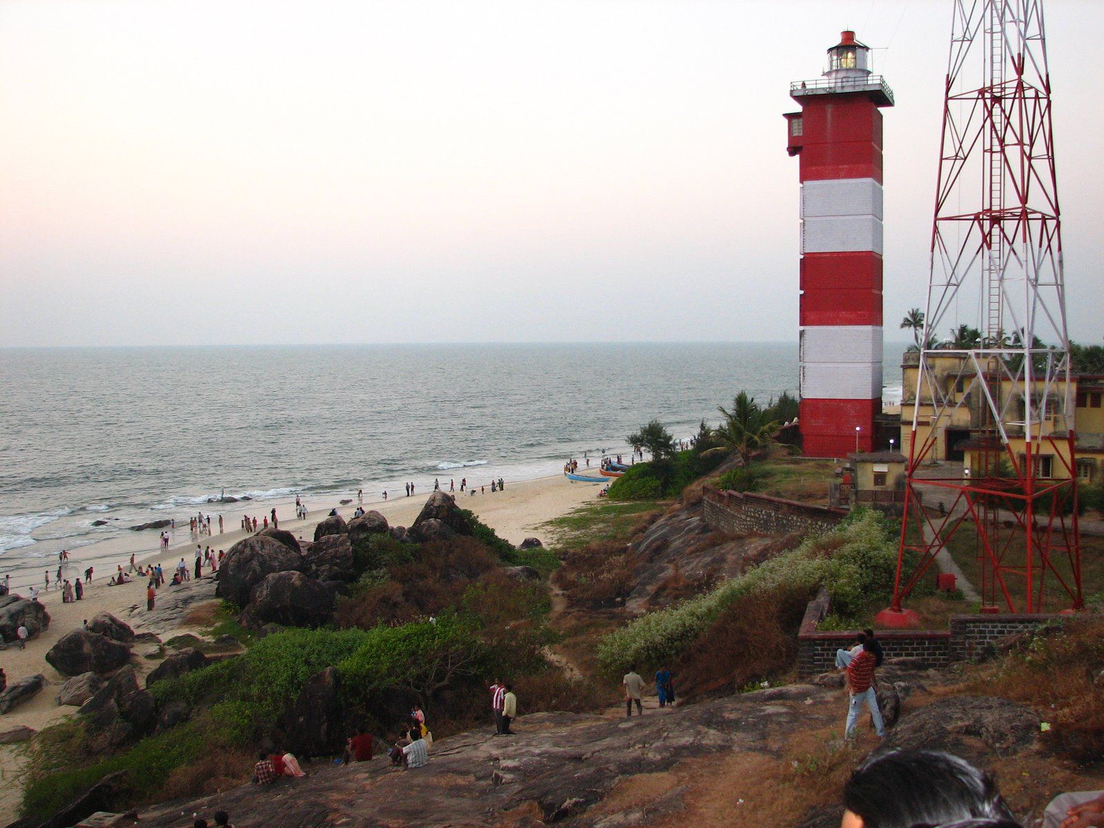 1600x1200 NITK Beach