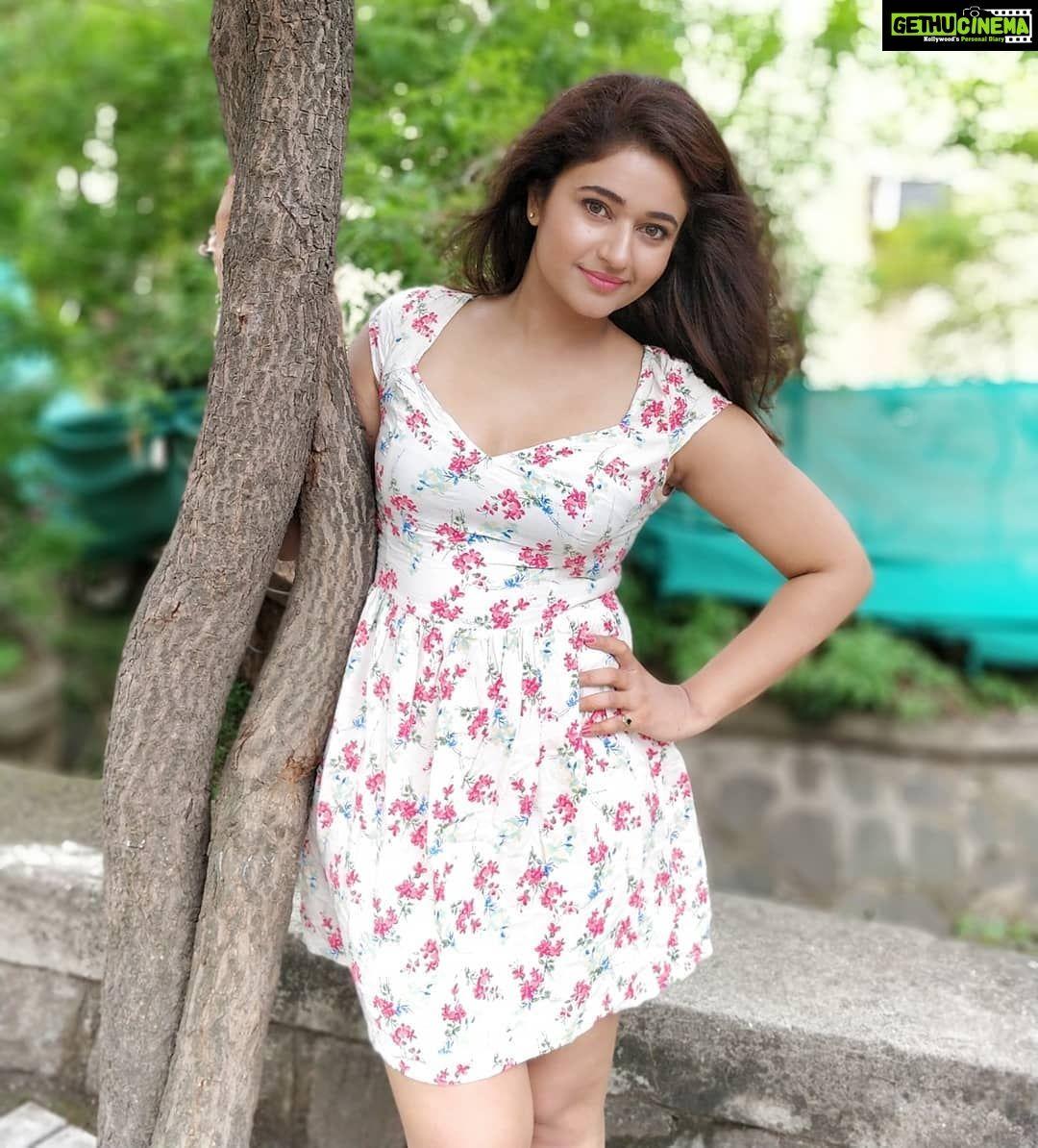 1080x1194 Poonam Bajwa Bajwa HD Hot Wallpaper