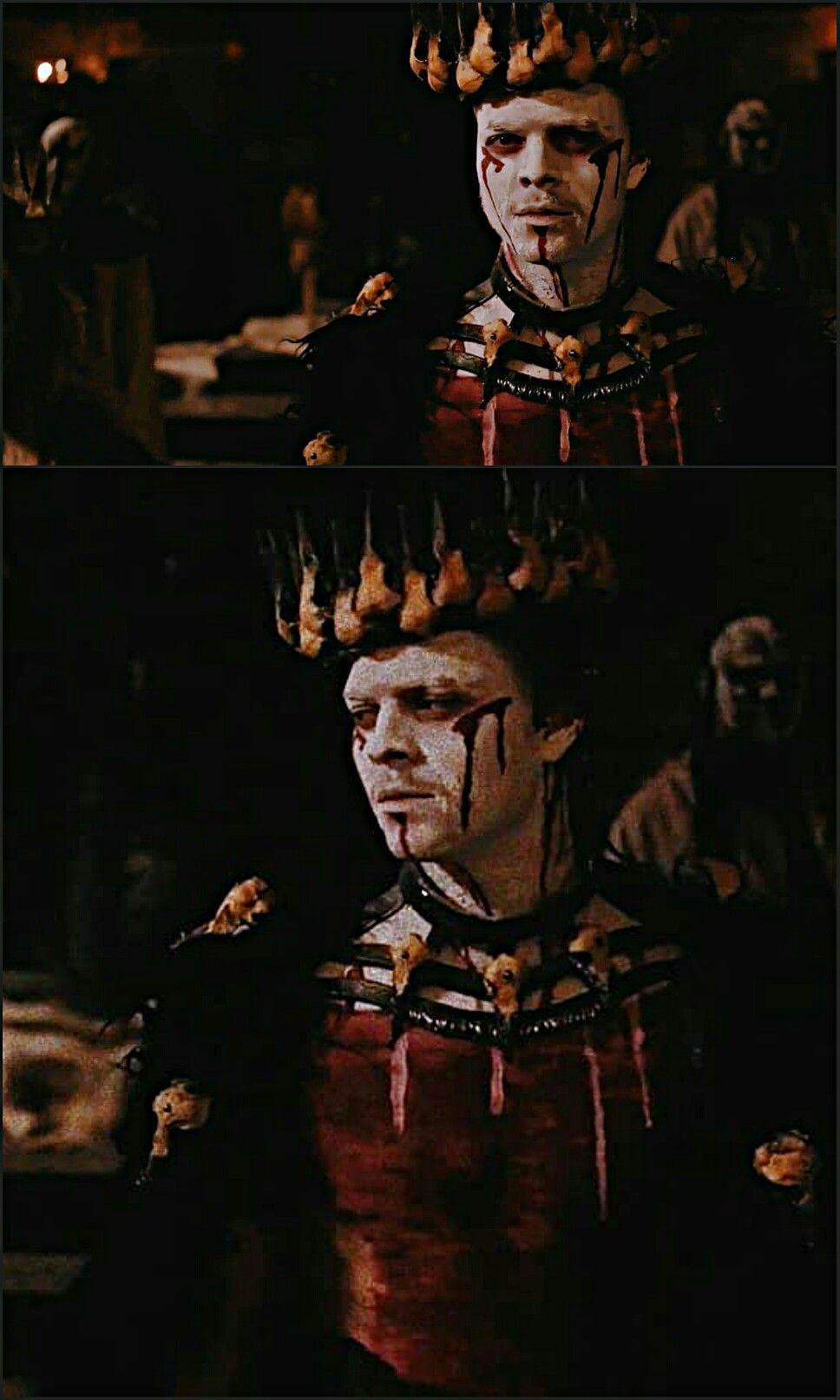 968x1612 Ivar the boneless King. #vikings B. Vikings ragnar, Vikings tv