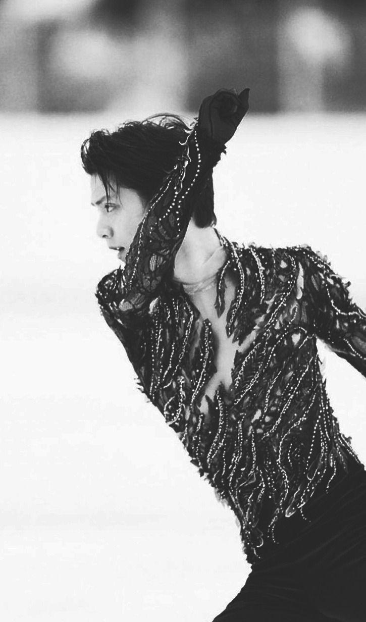 725x1232 yuzuru Hanyu#figure Skating#goat#japanese Skater#yuzuru