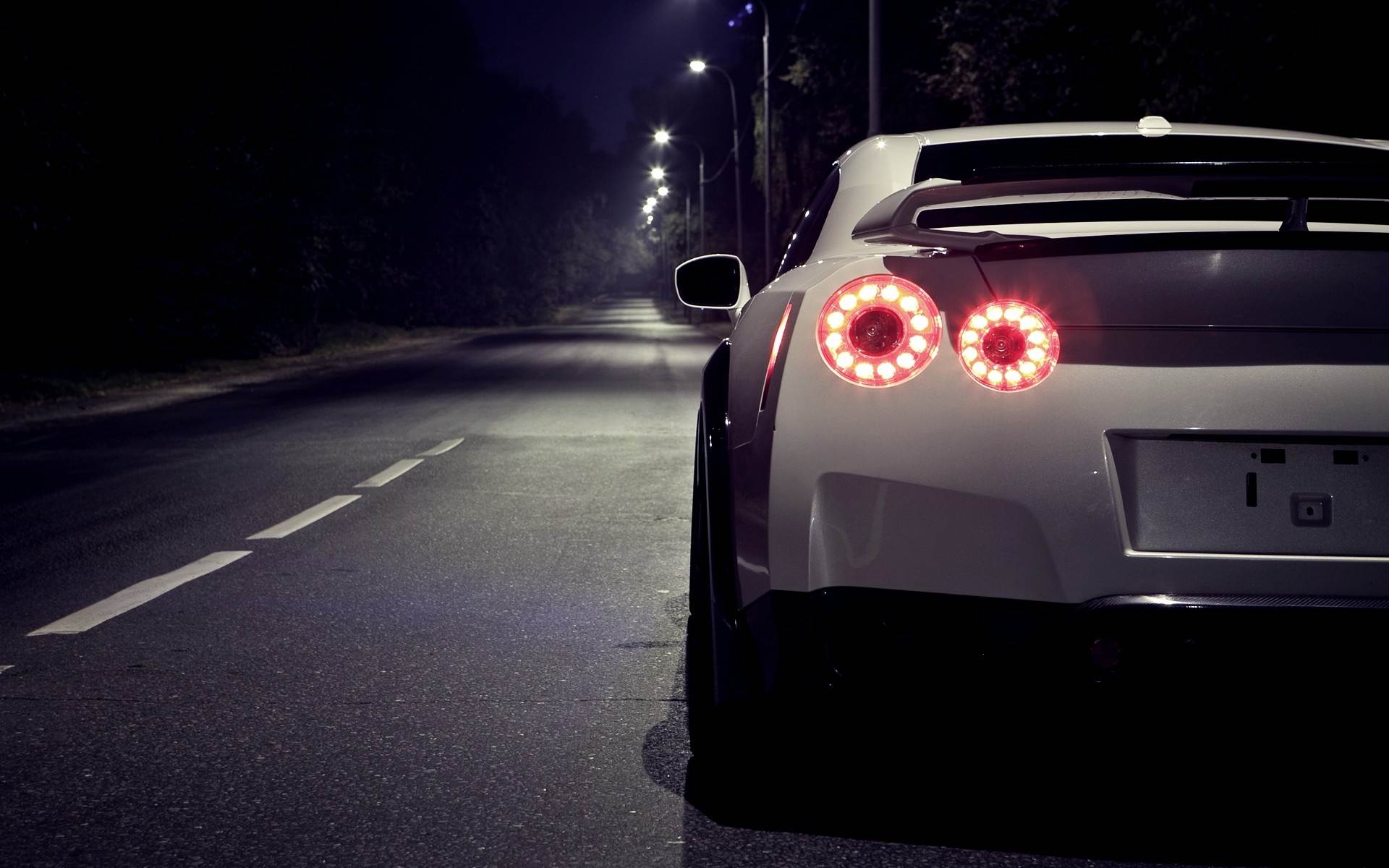 1920x1200 Car Wallpaper : : Ellarow.com : Nissan Skyline Gtr