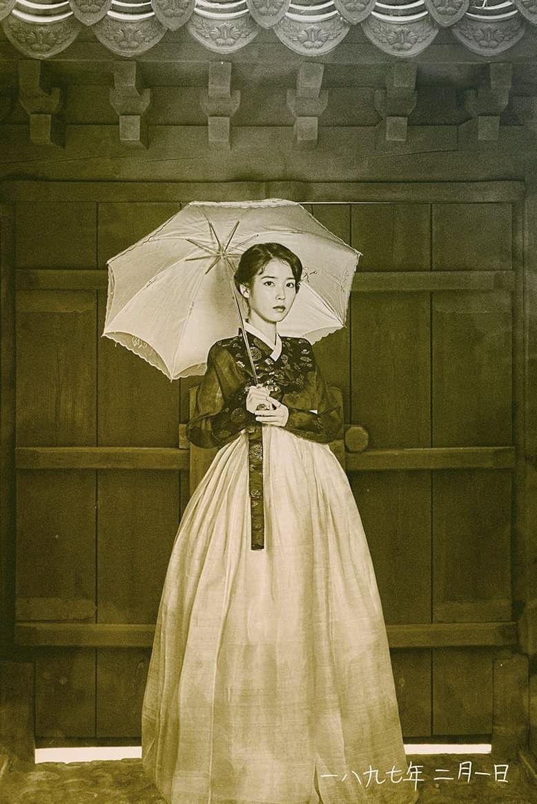 778x1166 keismagic: Jang Man Wol's Old Photo (Hotel Del Luna)