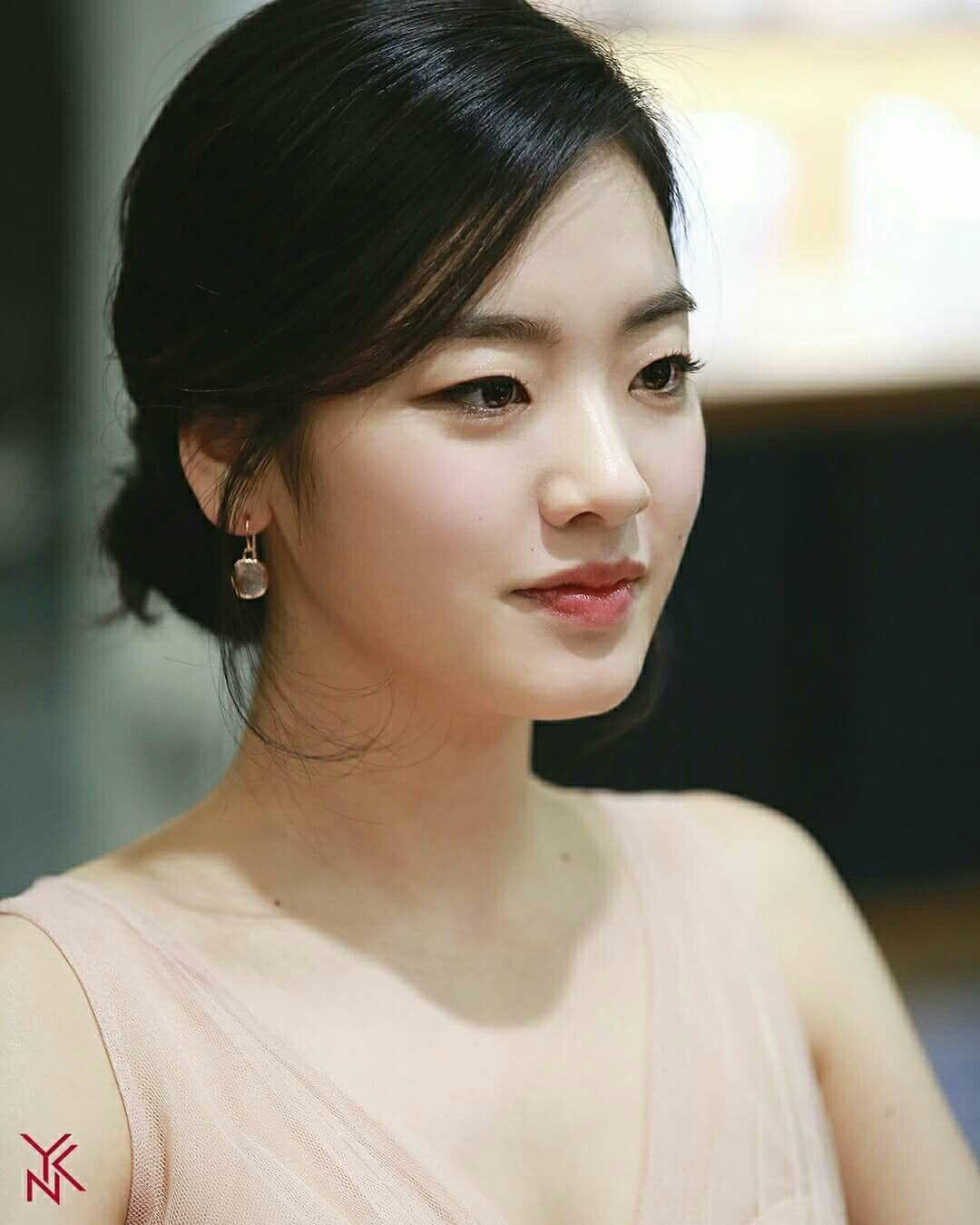 1080x1350 Lee joo young. Short hair styles, Lee joo