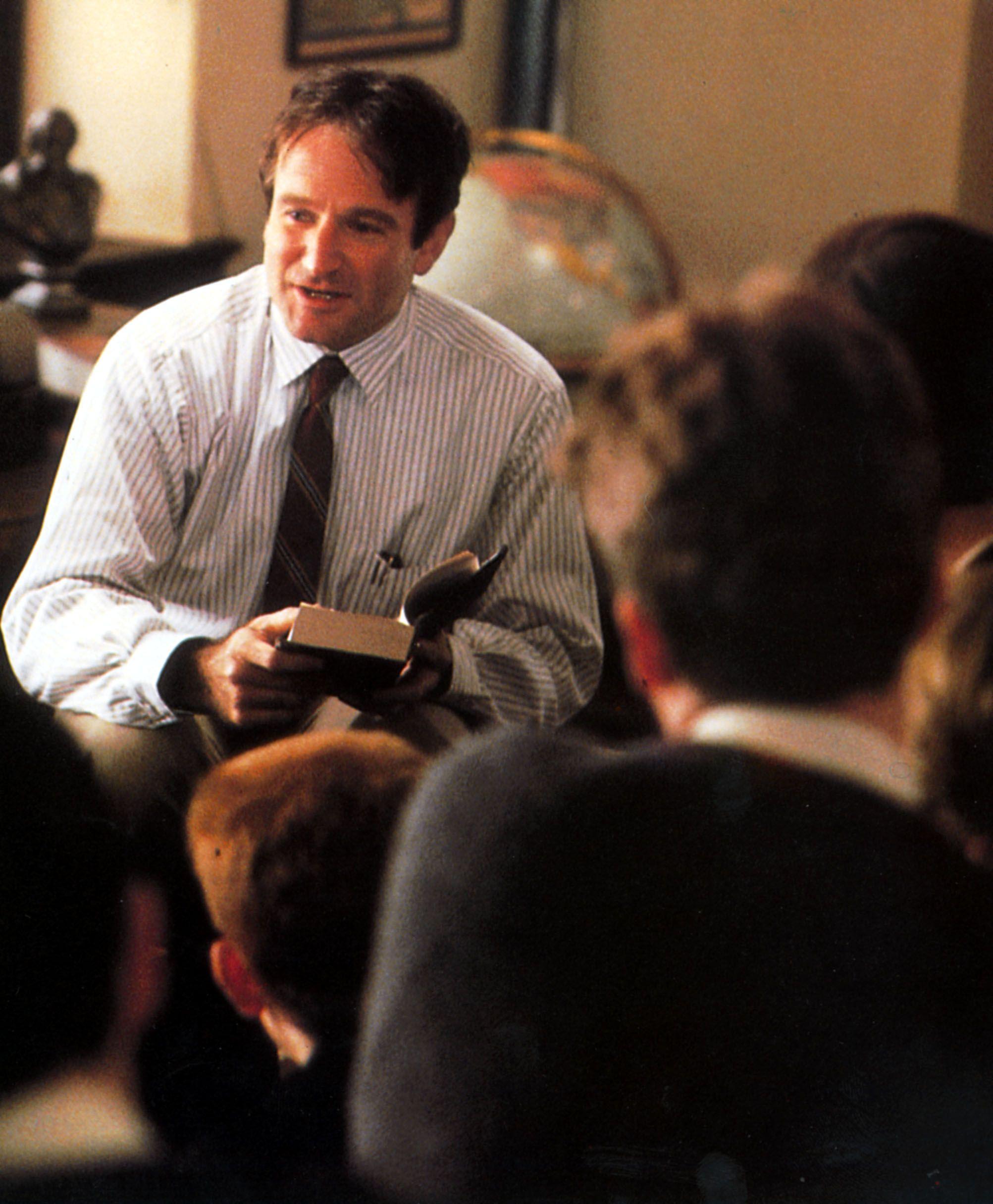2005x2432 Dead Poets Society Wallpaper