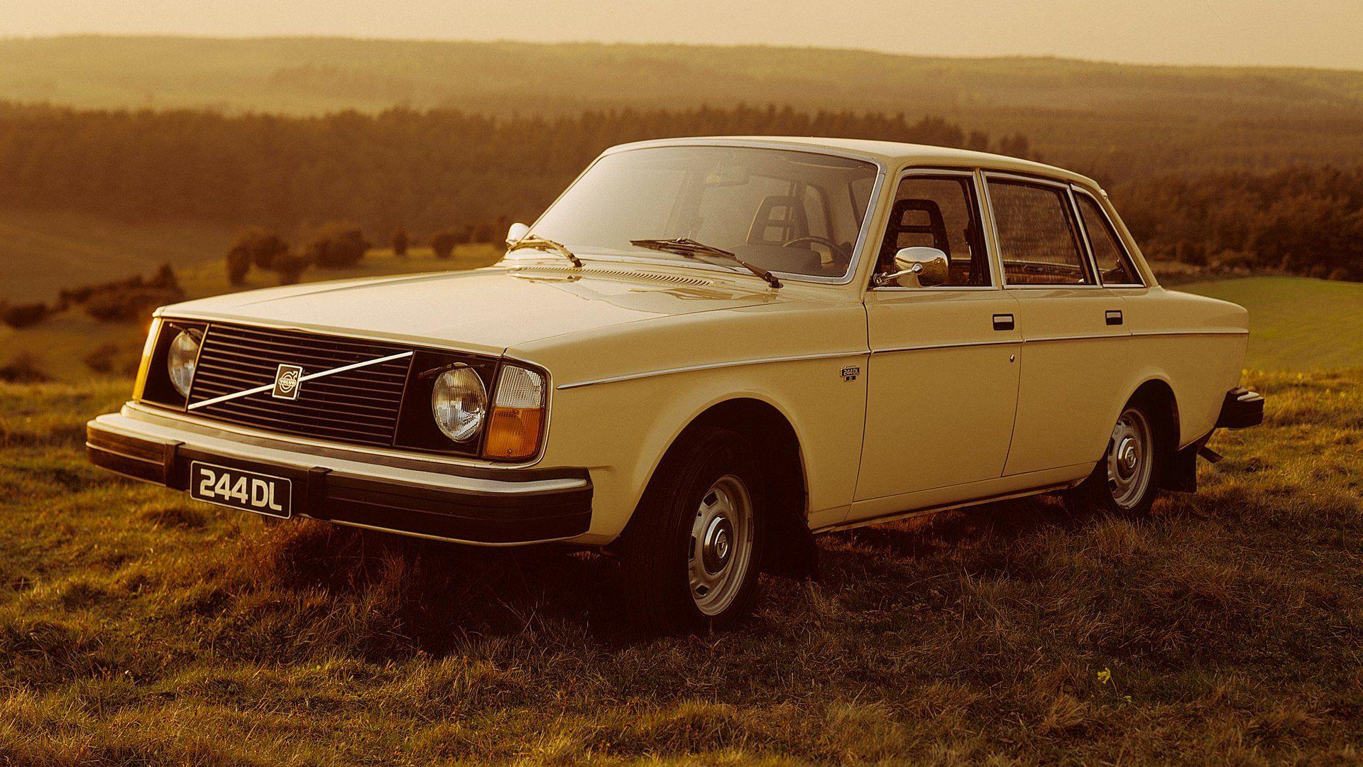 Volvo 240 Wallpapers Top Free Volvo 240 Backgrounds Wallpaperaccess