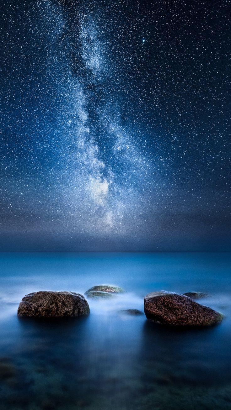 736x1308 galaxy gateway. Lily. Long exposure photo, Milky way
