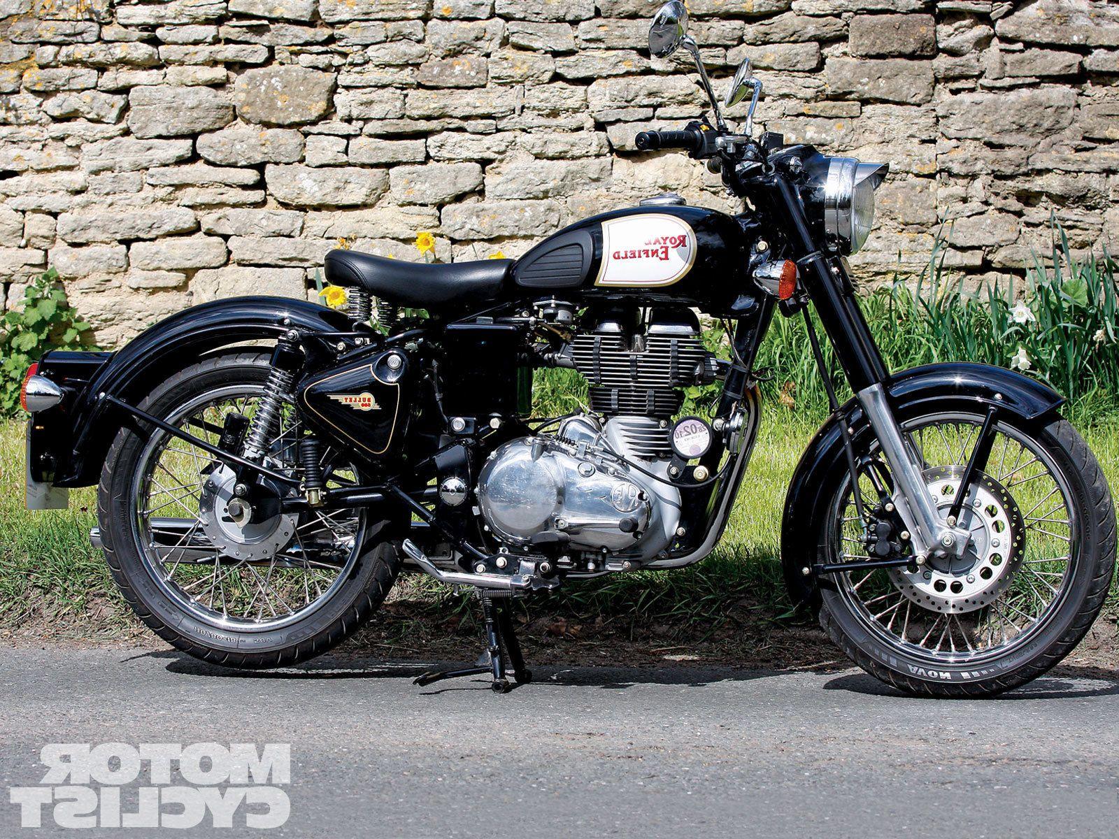 1600x1200 Modified Royal Enfield Classic 350 Wallpaper HD Image