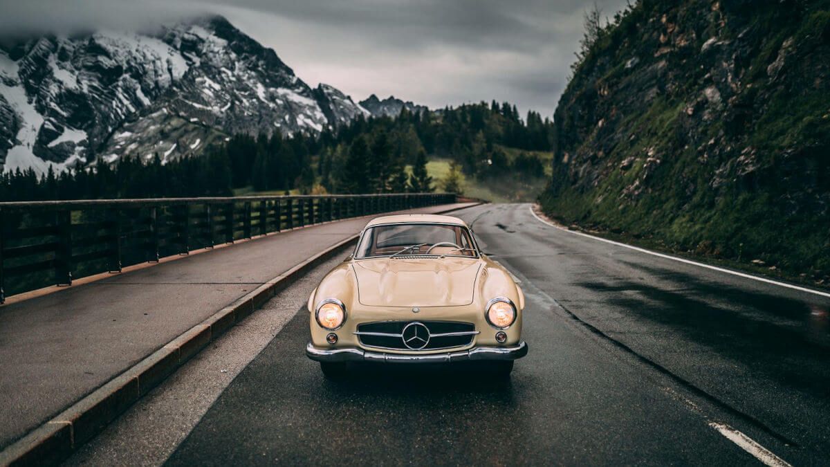 1200x675 Mercedes Benz 300 SL Aluminium