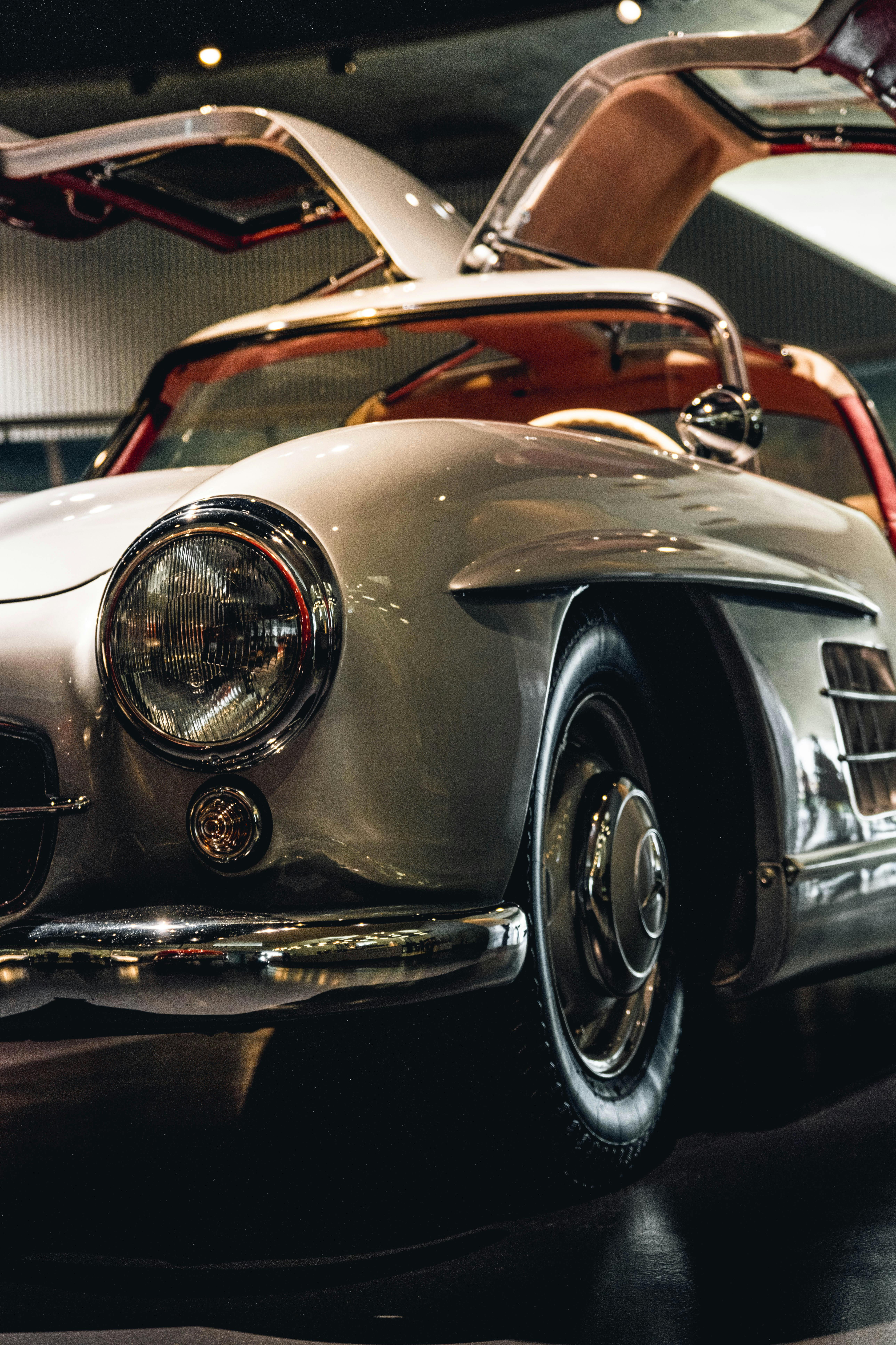 5152x7728 Vintage Mercedes Benz 300 SL With Open Gull Wing Doors · Free