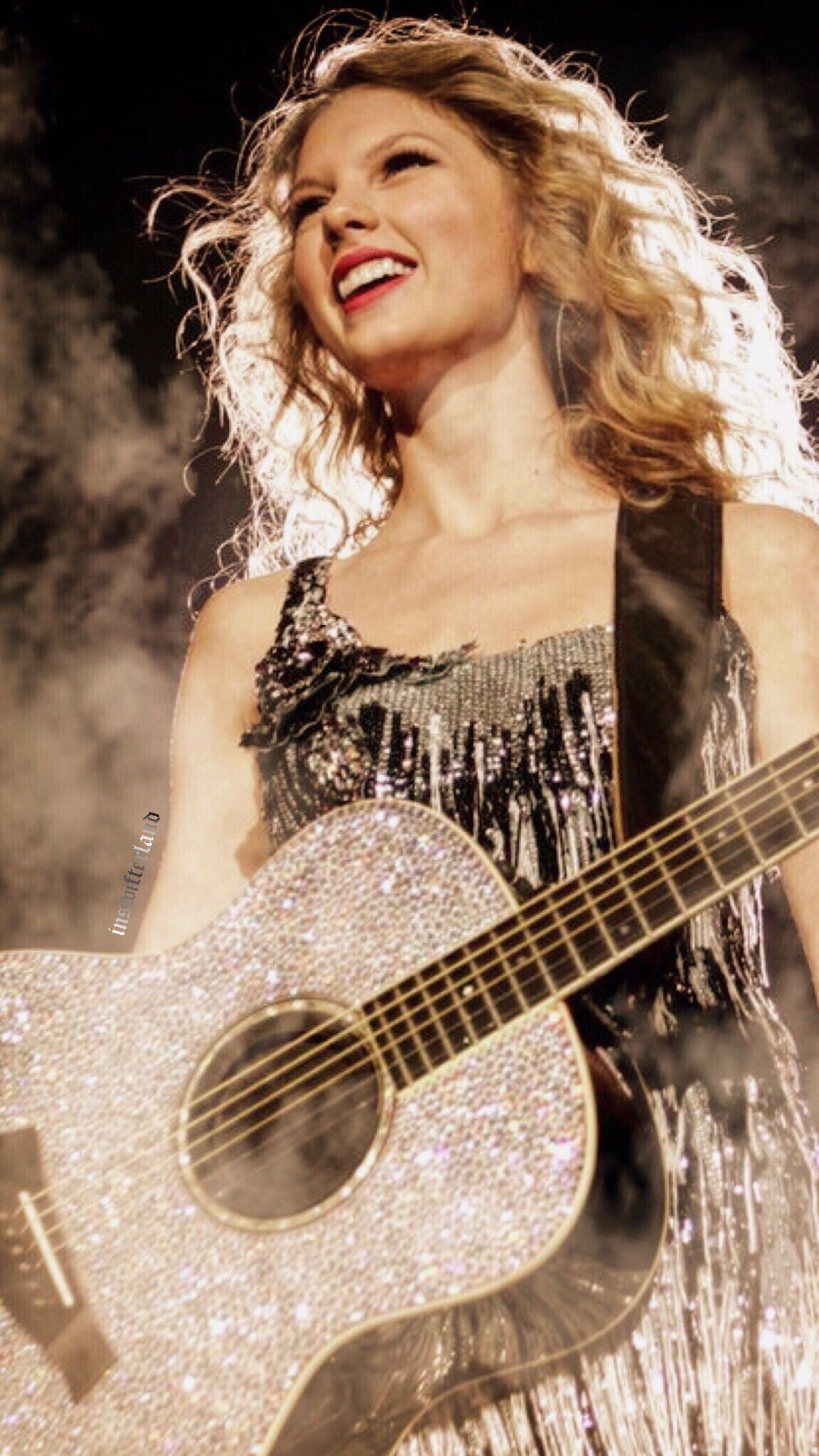 1152x2048 Taylor Swift Superstar Wallpaper