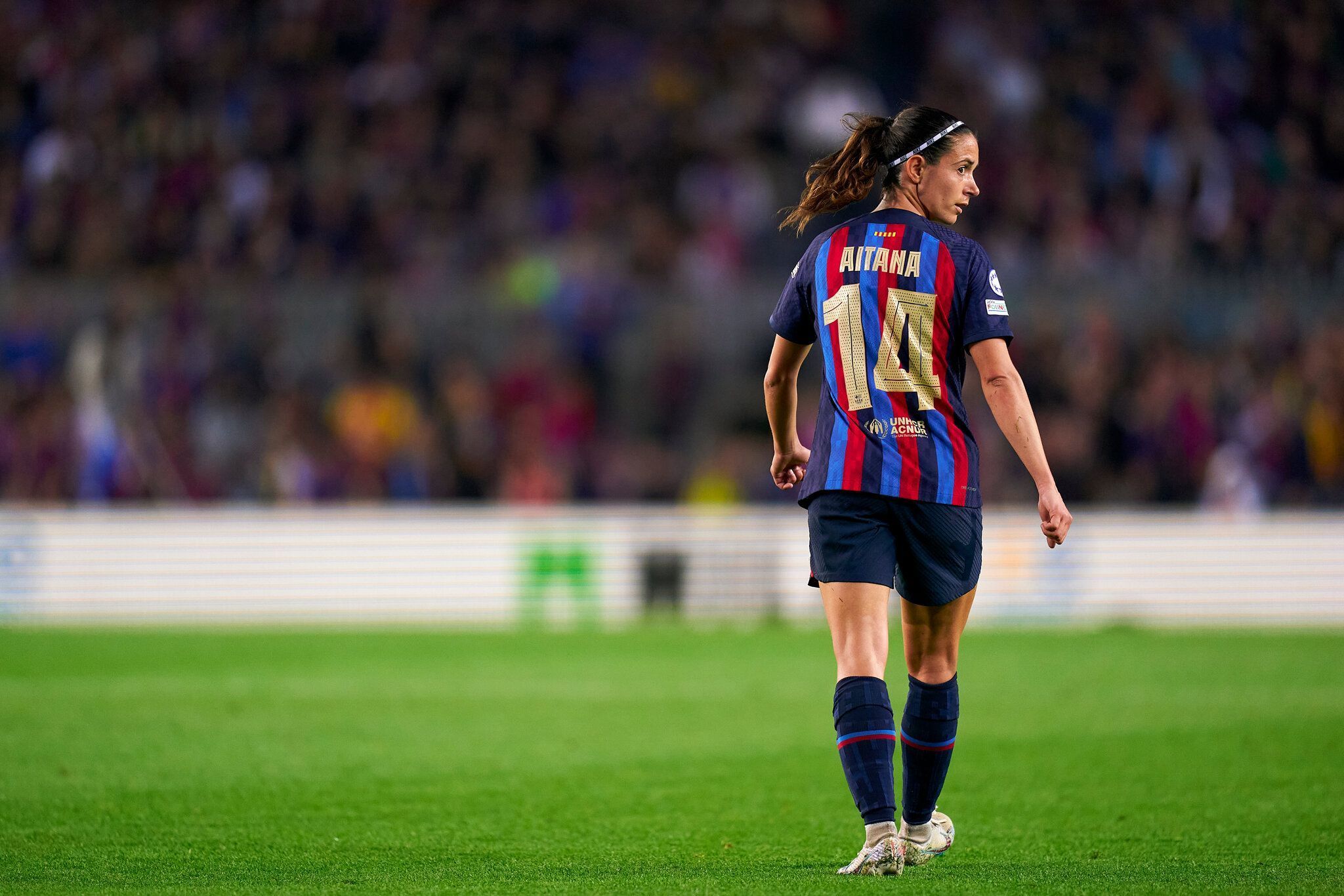 2048x1366 Women's Champions League: Barcelona's Aitana Bonmatí Chases Perfection
