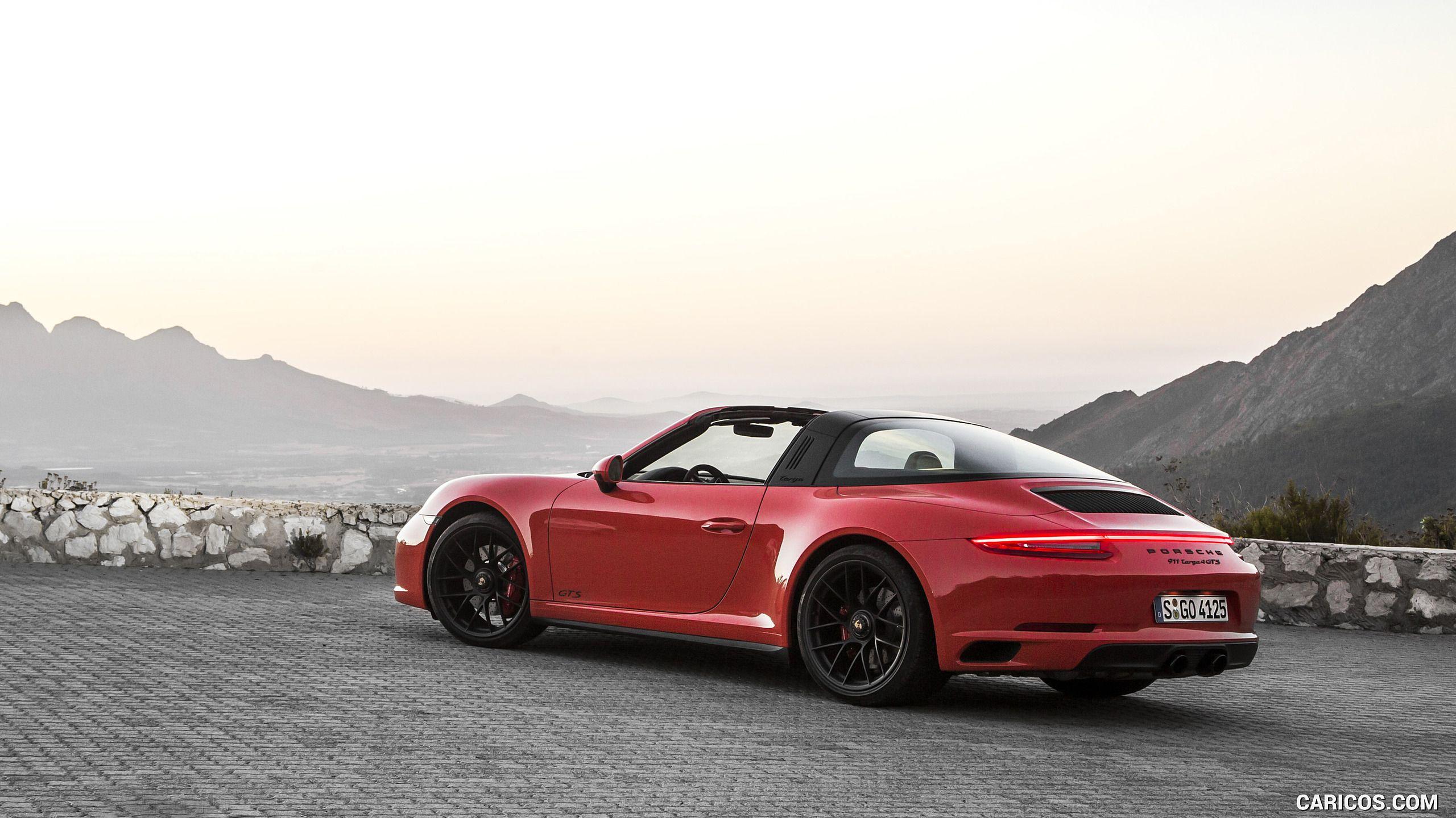 2560x1440 Porsche 911 Targa 4 GTS (Color: Lava Orange). HD