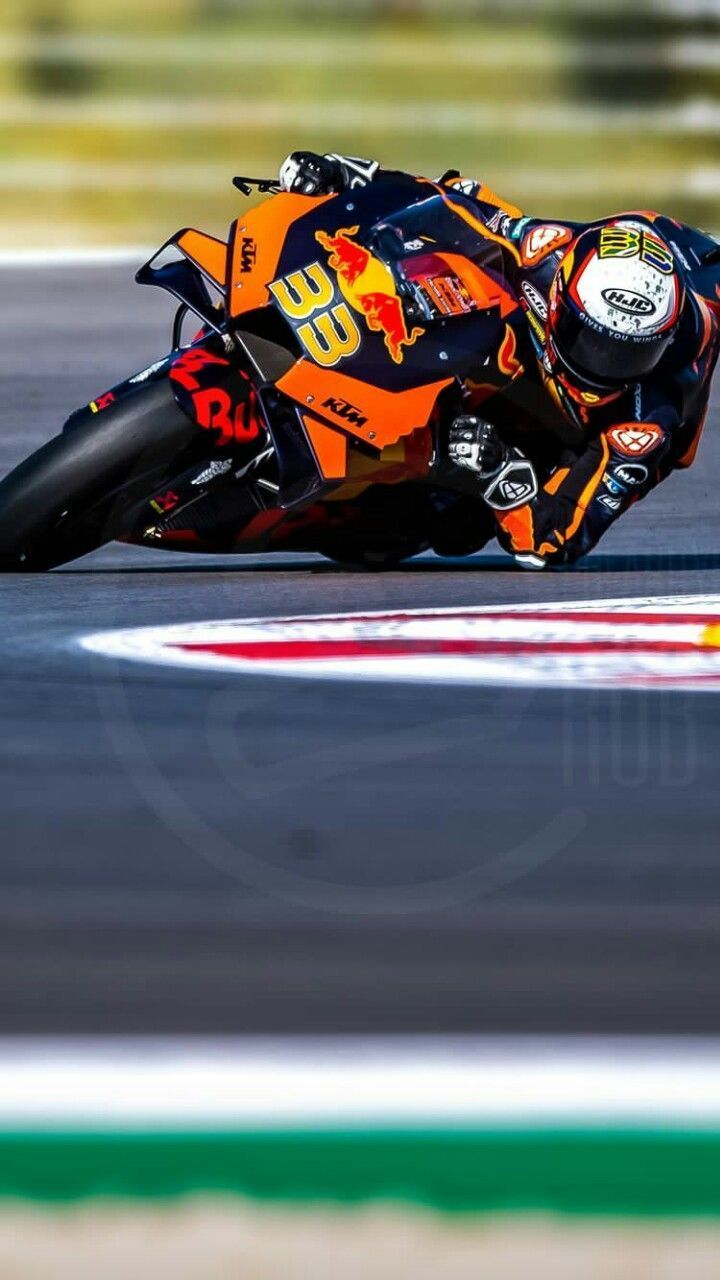 720x1280 Brad Binder 33