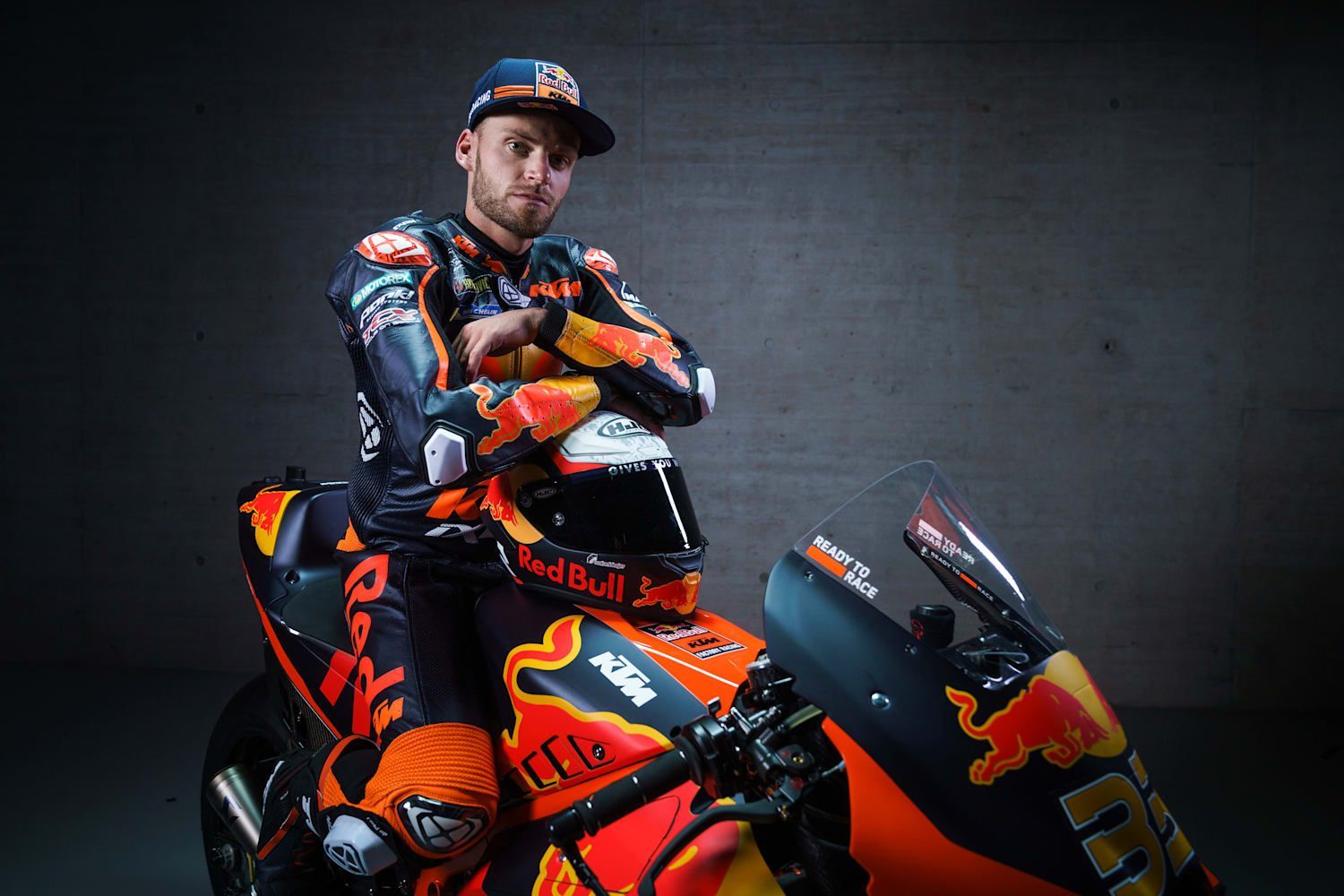 1500x1000 Brad Binder extends with Red Bull KTM MotoGP™ team
