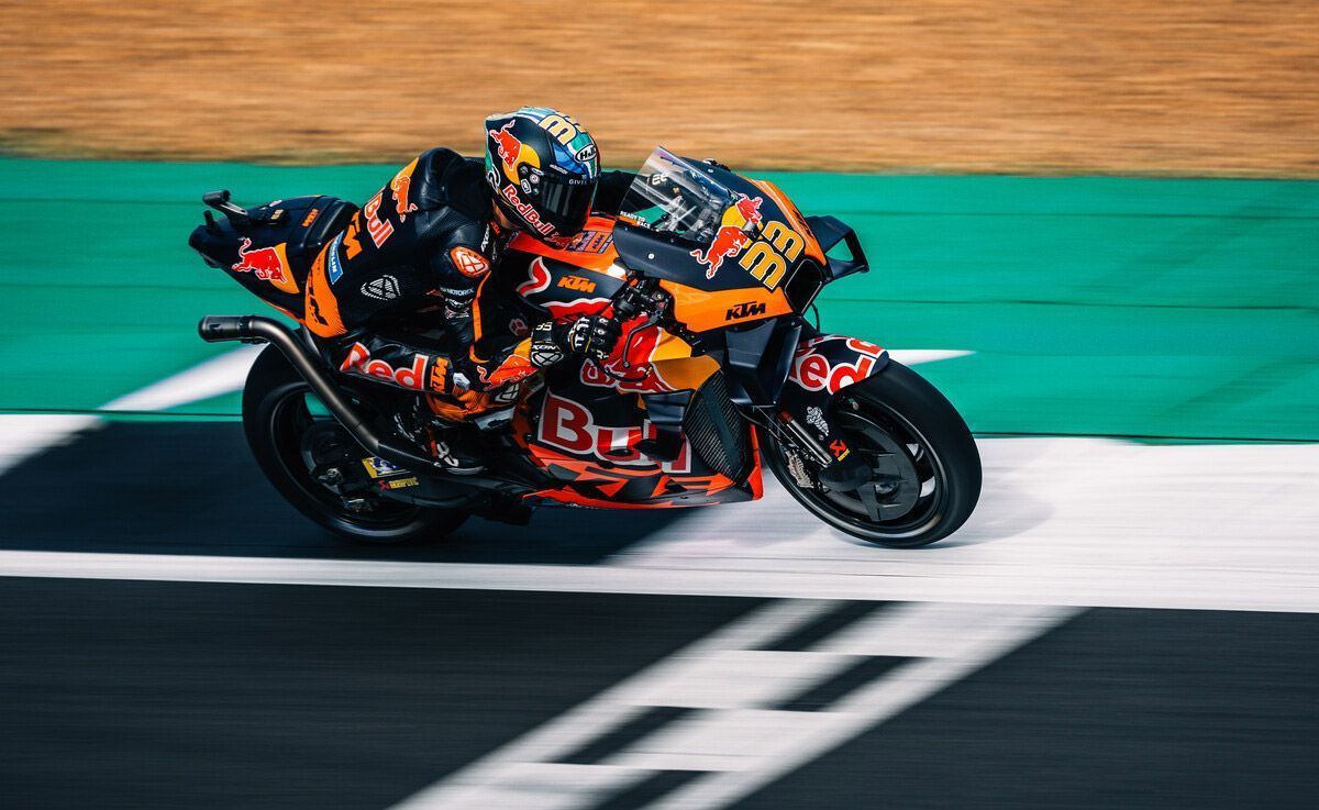 1200x737 Brad lines up fourteenth on the Silverstone grid for the #BritishGP Binder