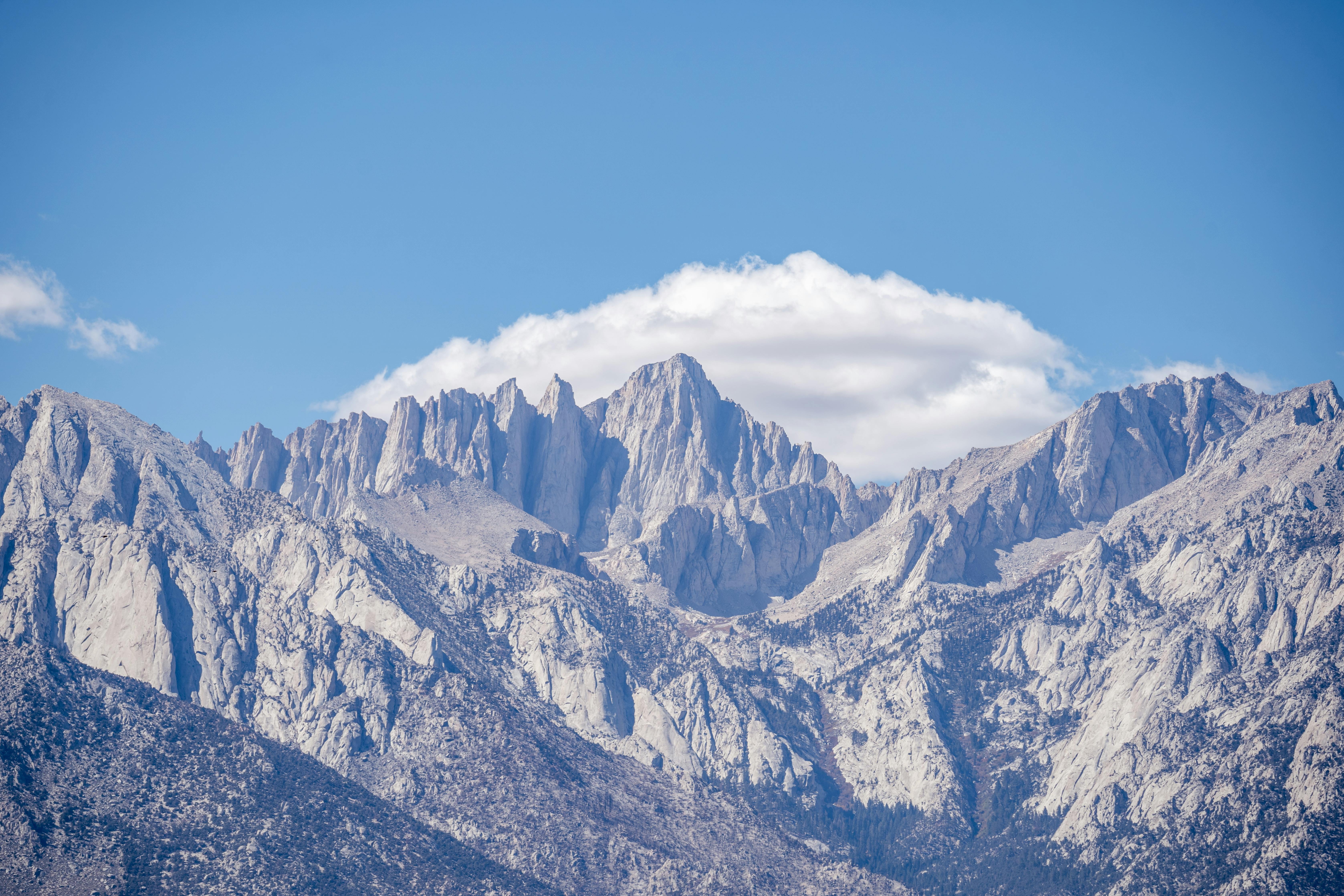 6708x4472 An Aerial Photography of Mount Whitney Under the Blue Sky and White Clouds · Free