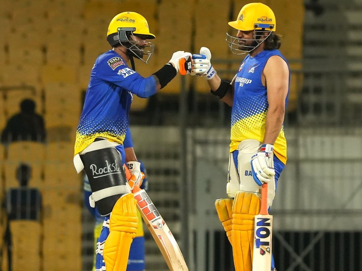 1200x900 Photo of MS Dhoni & Ravindra Jadeja Batting in CSK Nets Sets Internet Ablaze