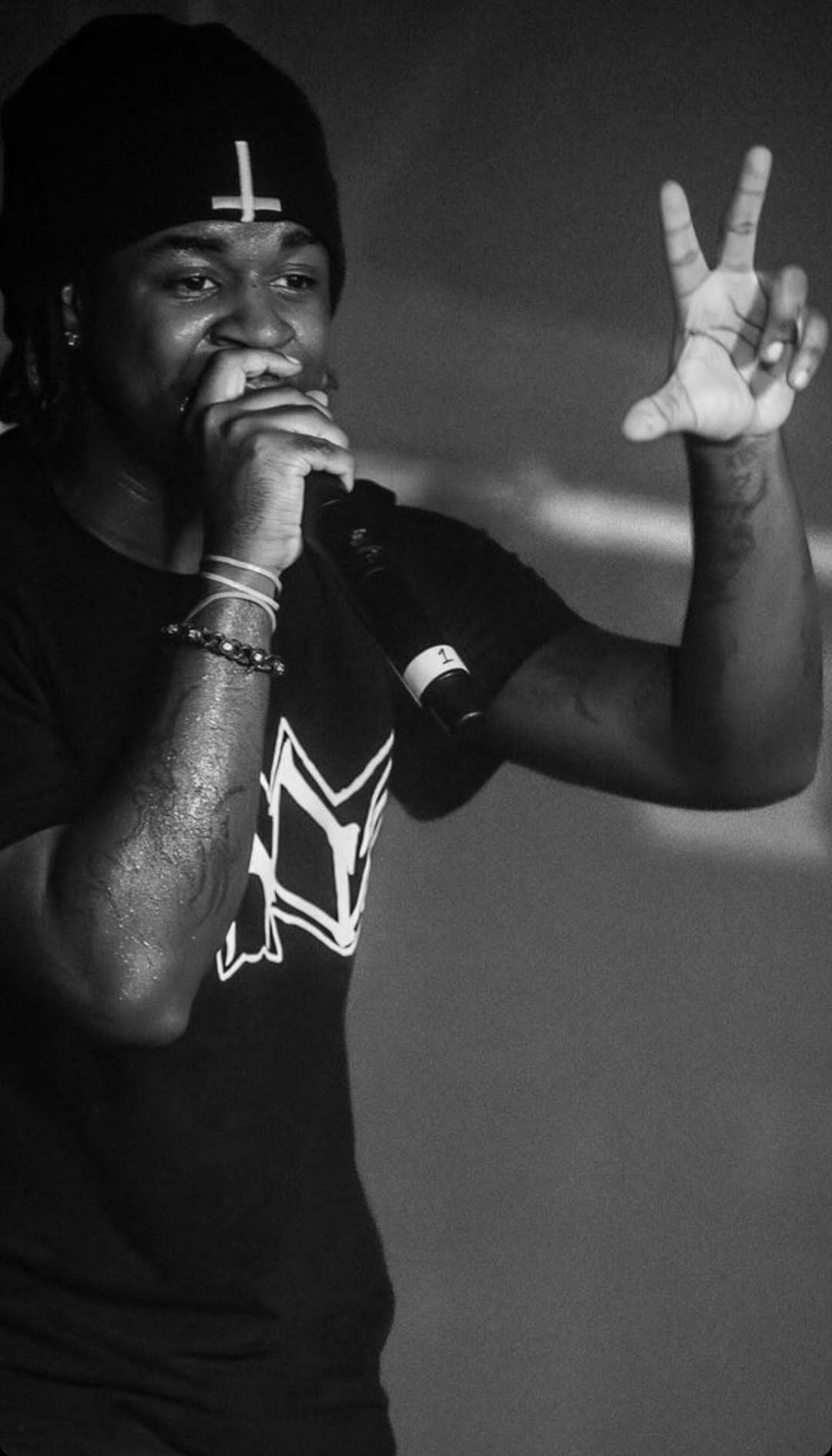1080x1890 Discover 51 YVL and rap aesthetic ideas. rappers, cărți wallpaper, rap and more