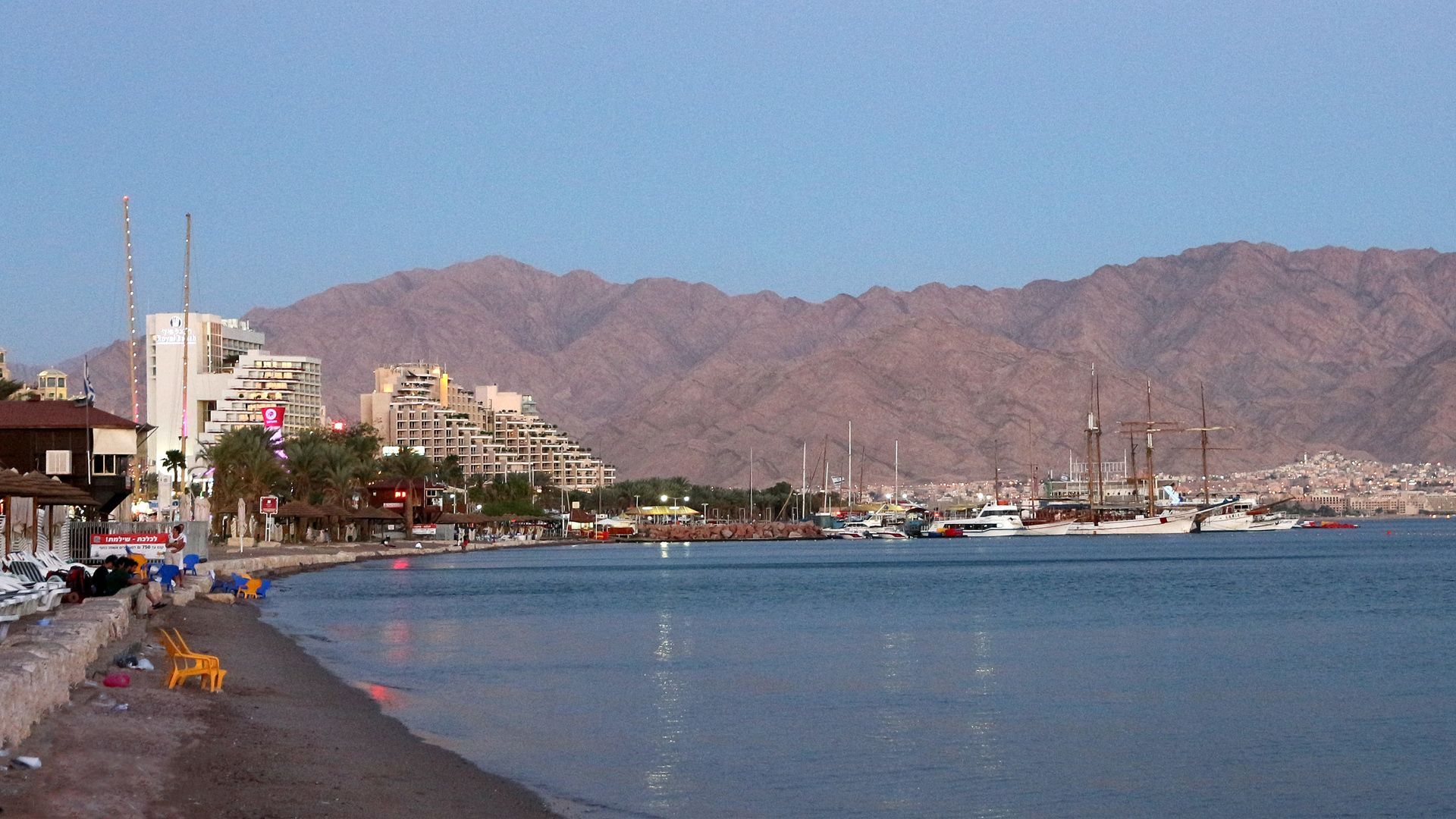 1920x1080 Eilat beach and harbour