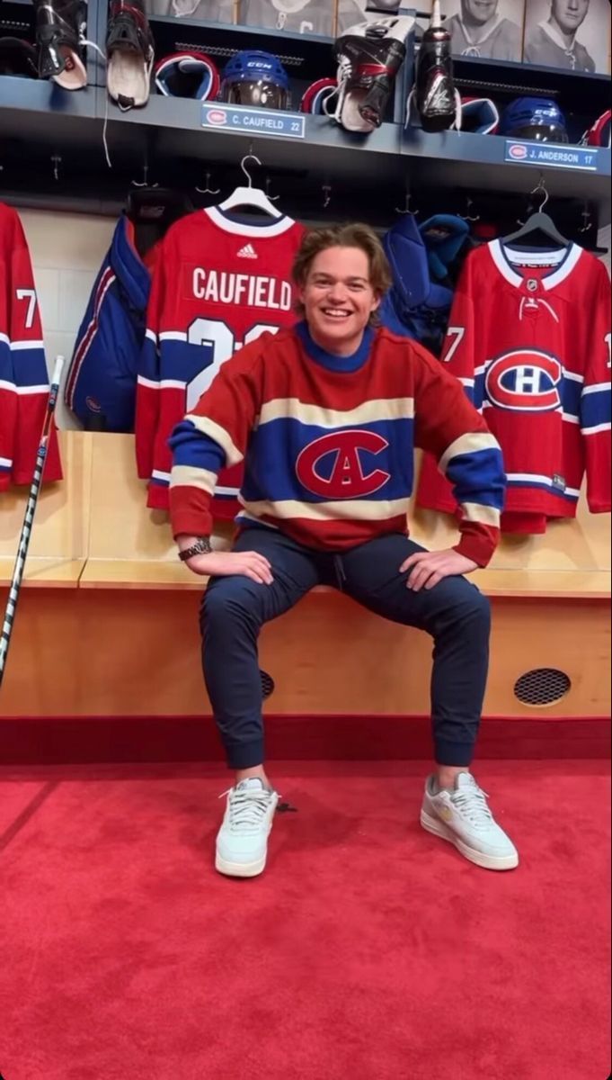 681x1200 Hockey. Nhl players, Montreal canadians, Montreal canadiens hockey