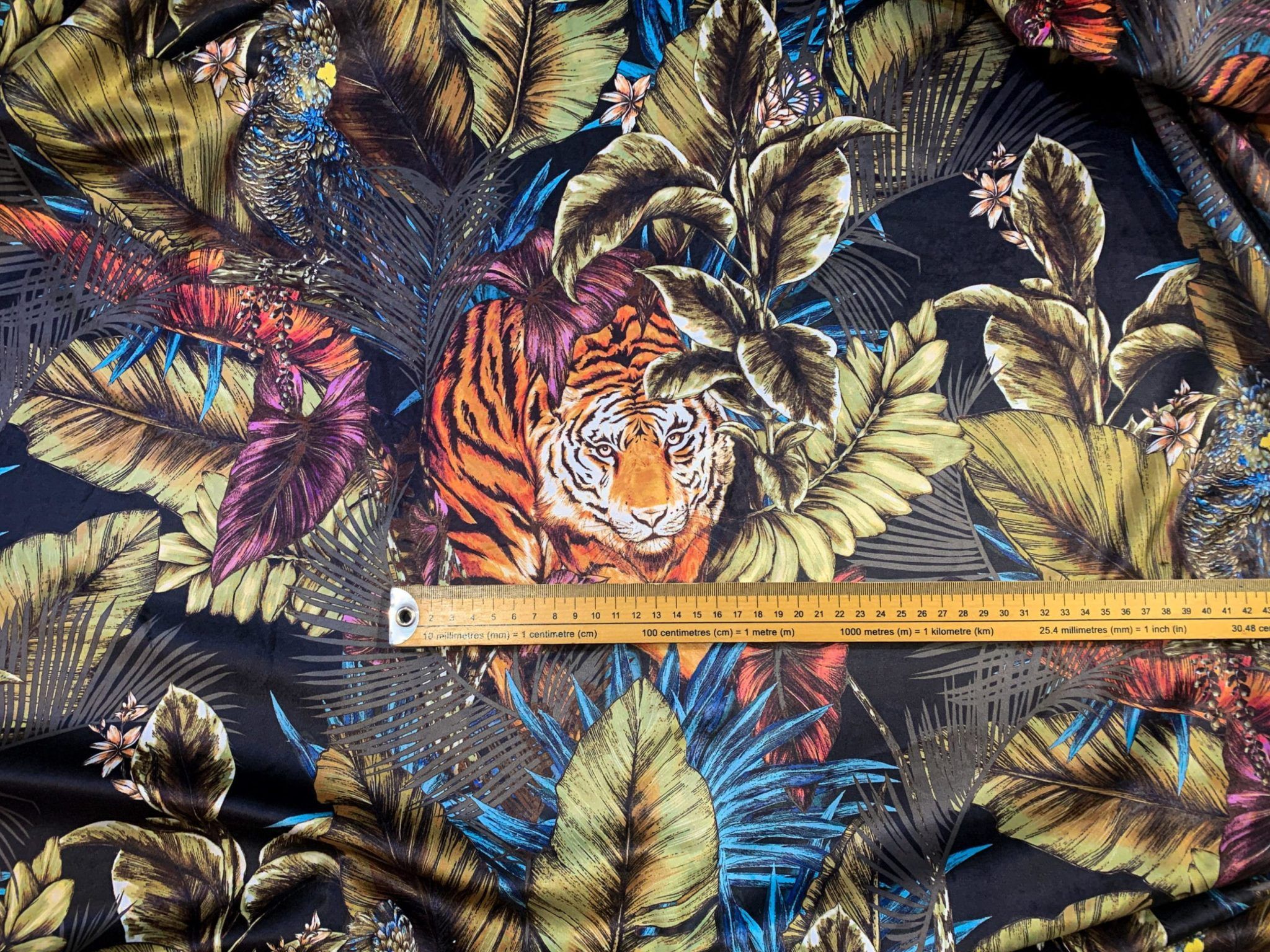 2048x1536 SANDOKANé en chic & fabric