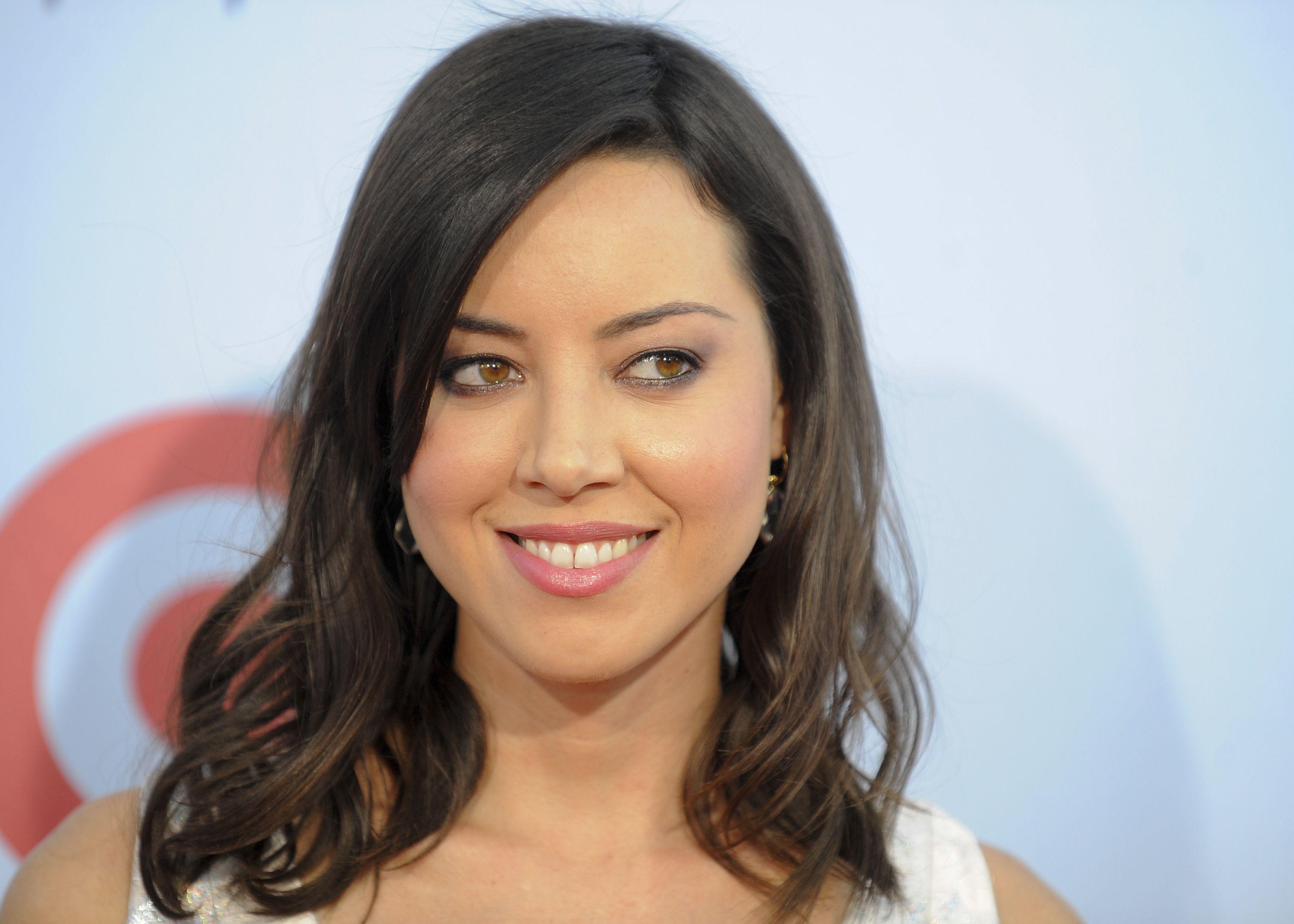 3500x2500 Aubrey Plaza HD Wallpaper Wallpaper