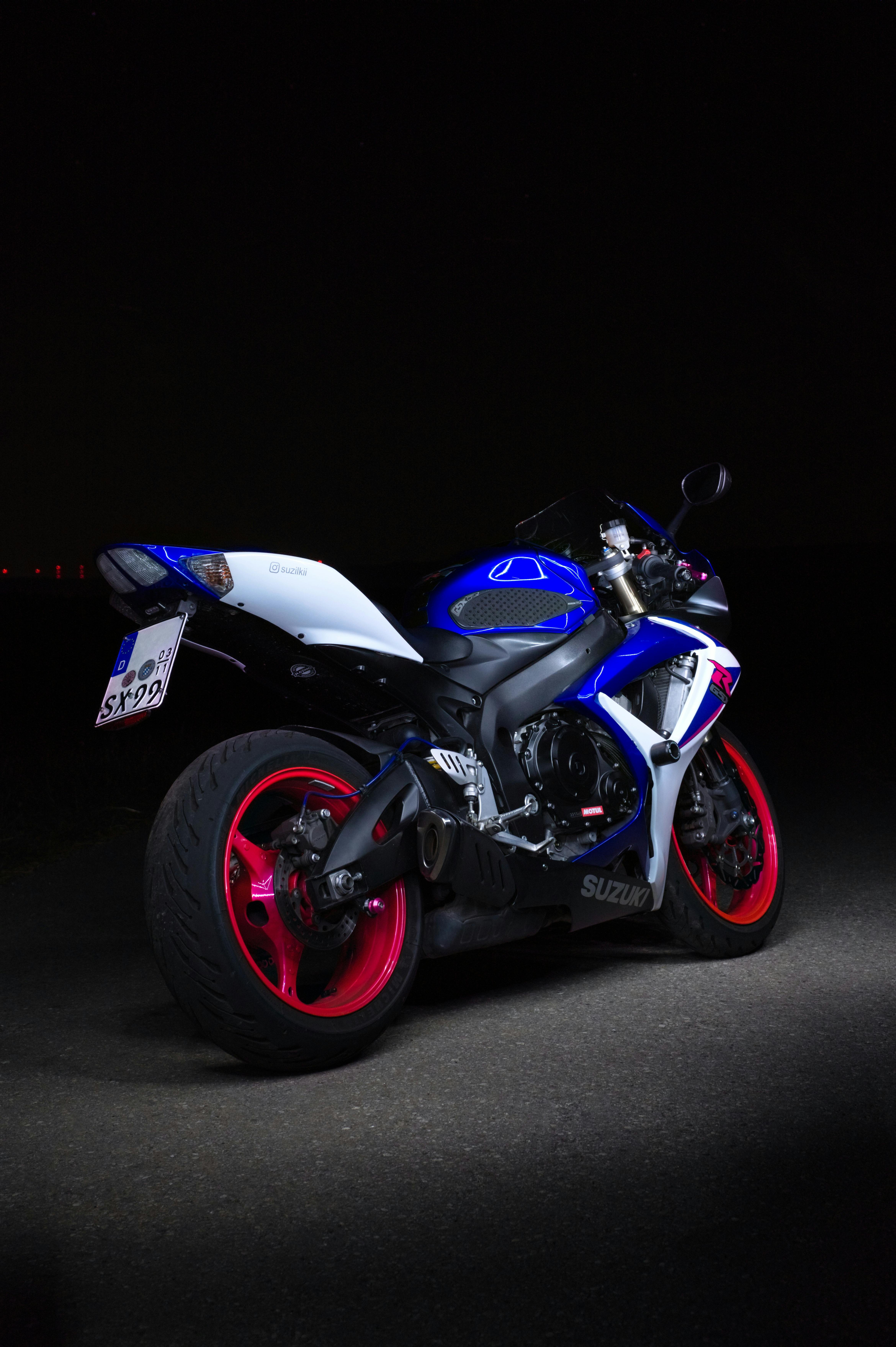 4680x7032 Blue and White Suzuki GSXR Motorcycle · Free