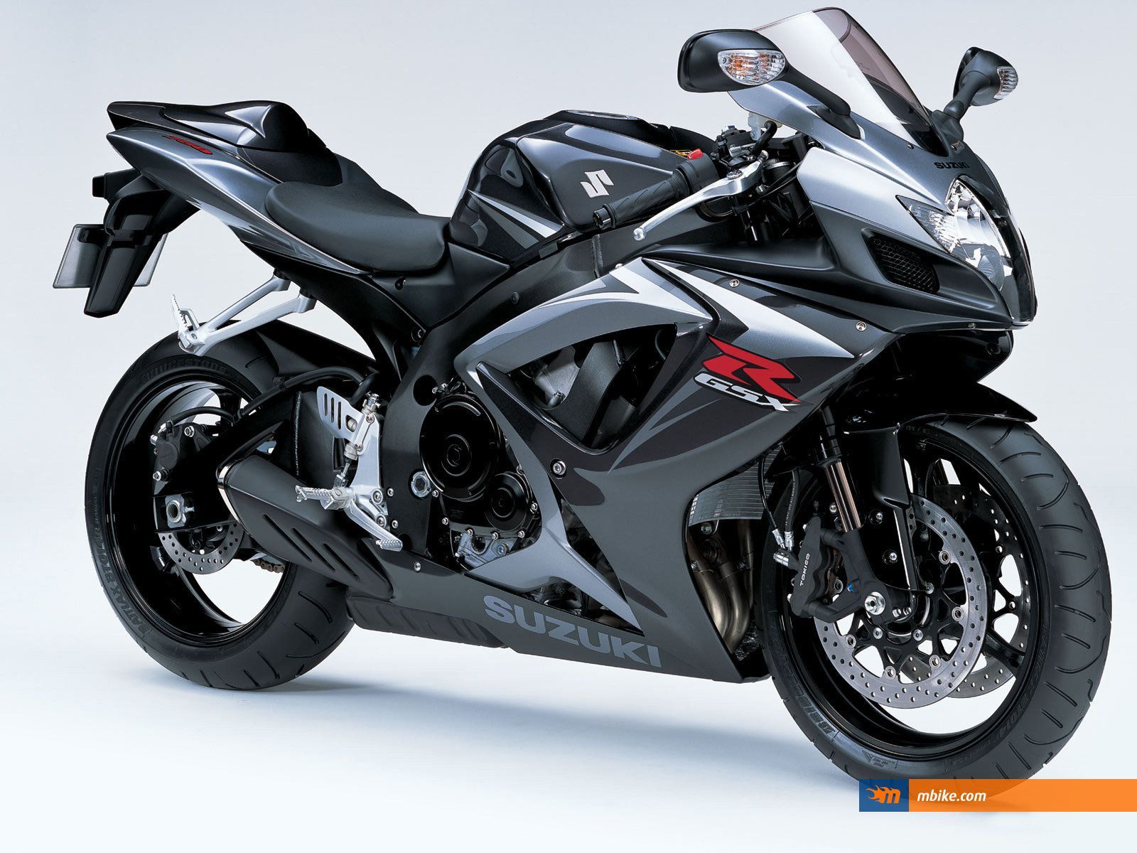 1600x1200 Suzuki GSX R 750 Wallpaper
