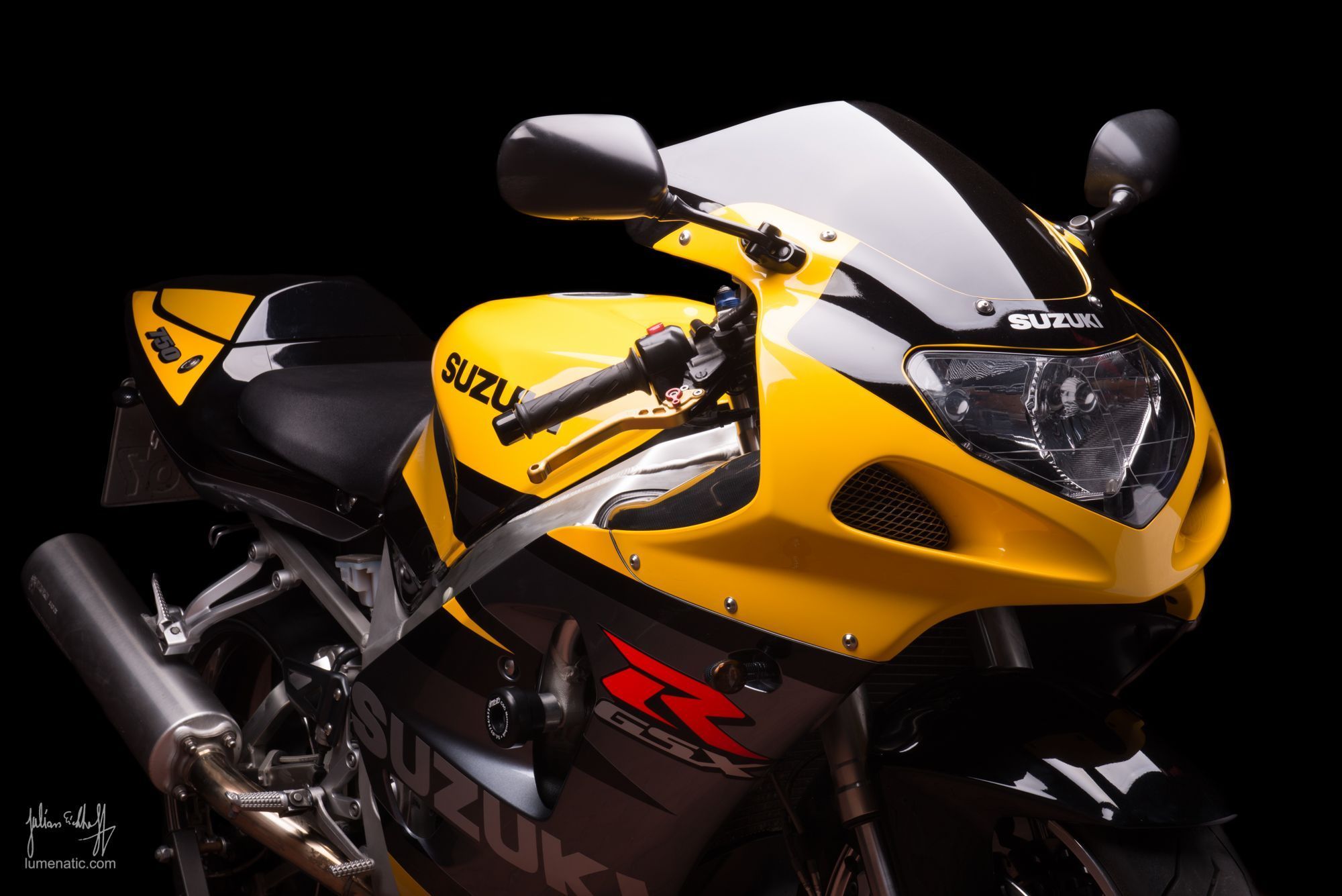 2000x1335 Motorbike Photography Again: Suzuki GSX R 750