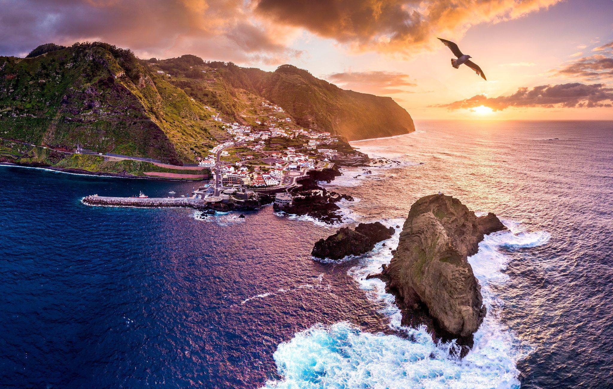 2048x1299 Wallpaper photo, Portugal, Madeira for mobile and desktop, section пейзажи, resolution 2048x1299