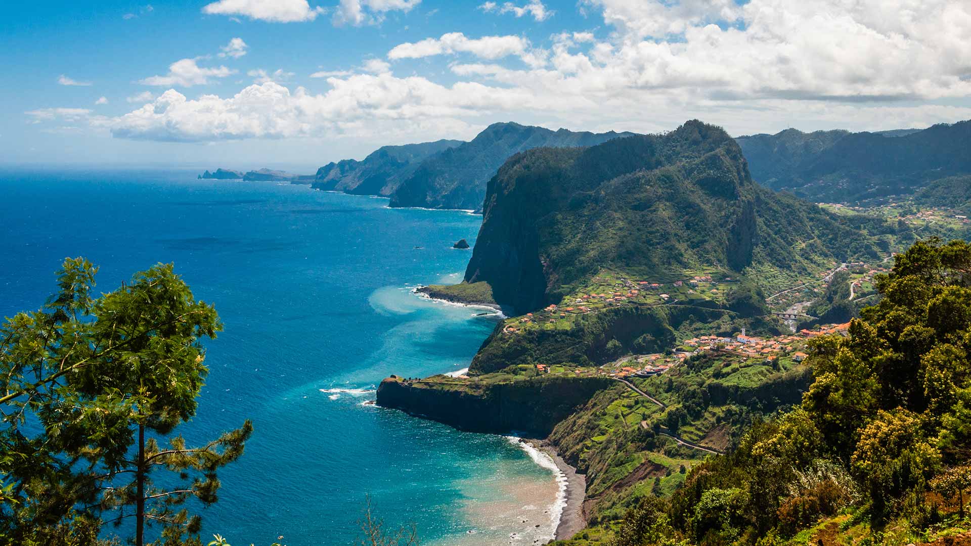 1920x1080 Madeira Island: Portugal's Vibrant Archipelago