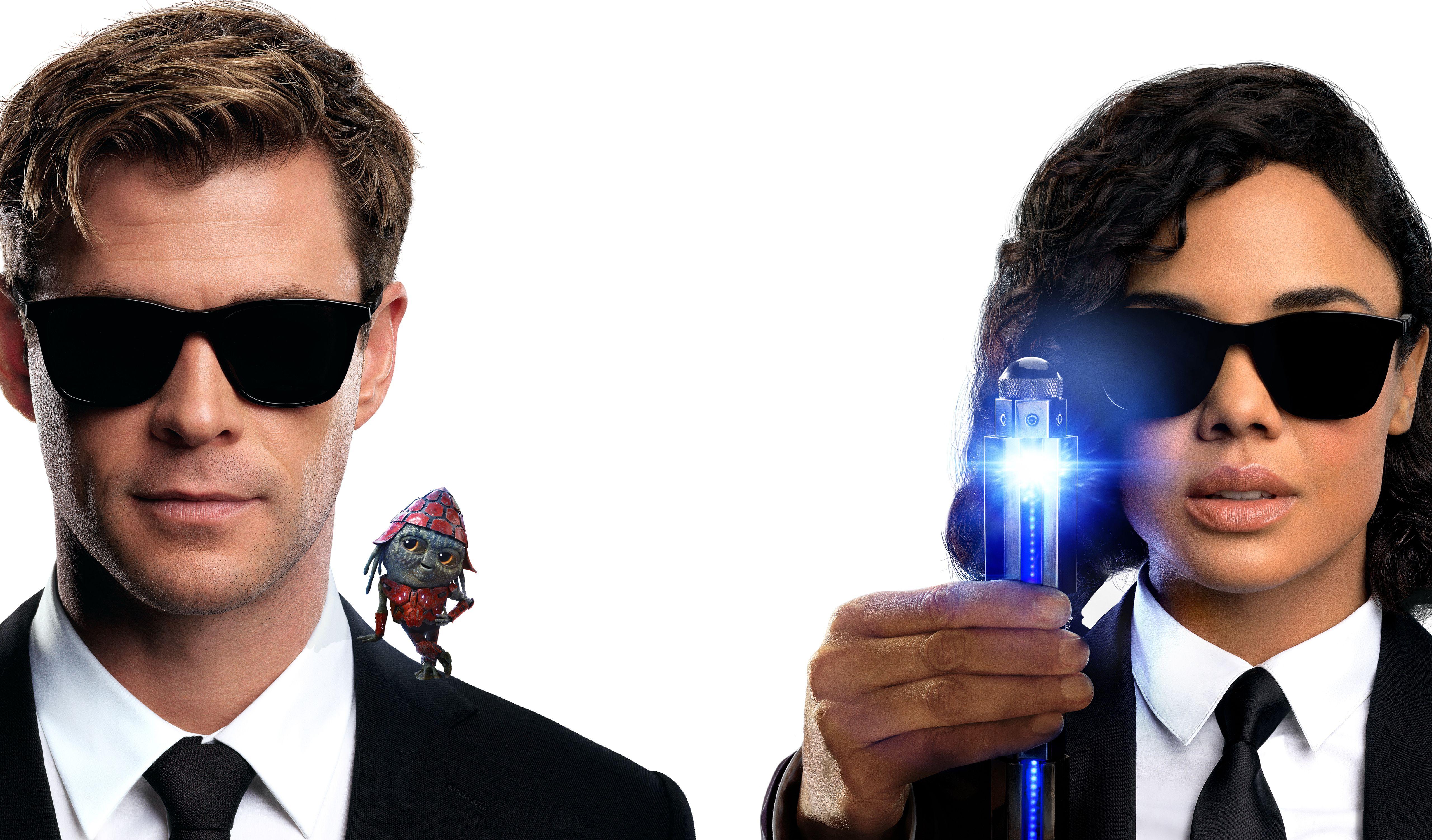 5120x3004 Wallpaper Men in Black: International, Chris Hemsworth, Agent H