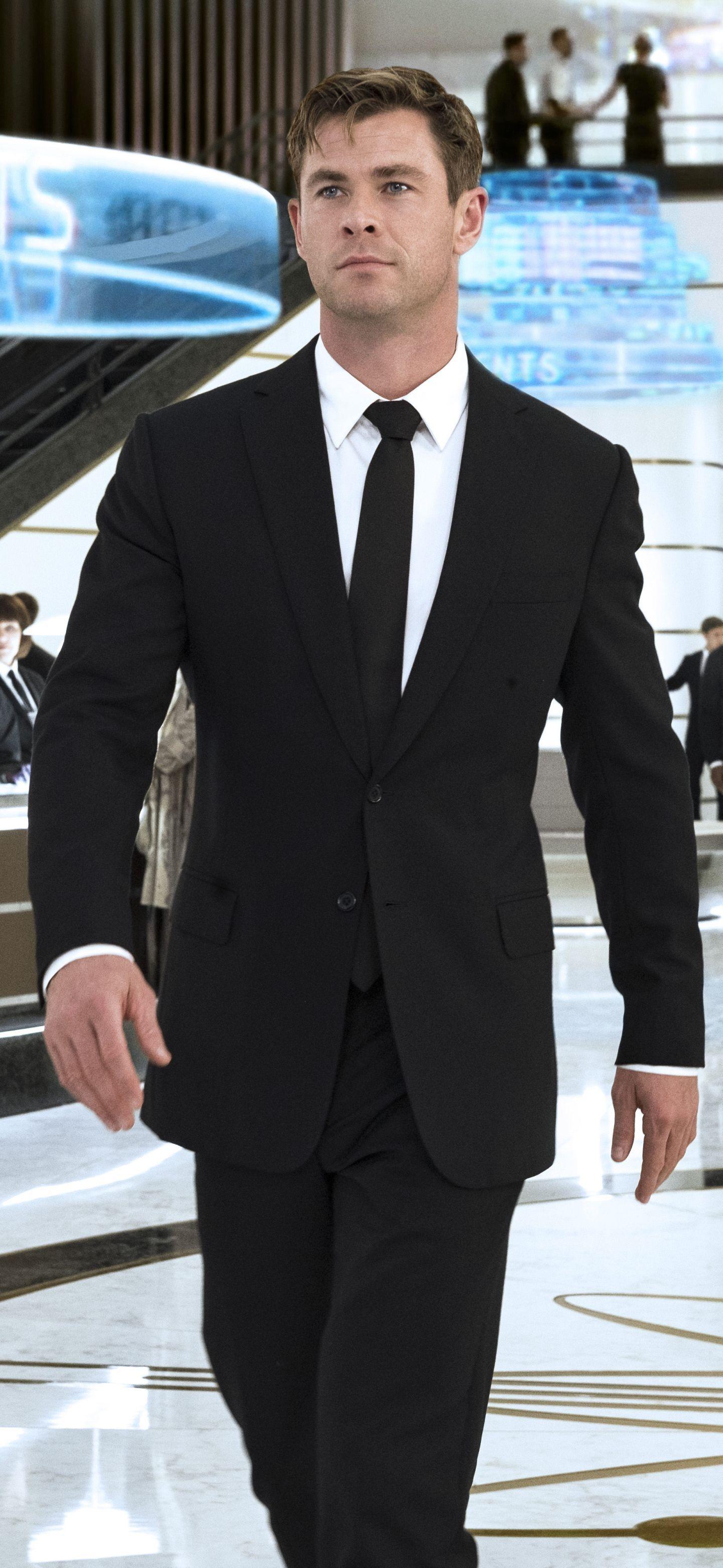 1440x3120 Movie Men In Black: International (1440x3120) Wallpaper