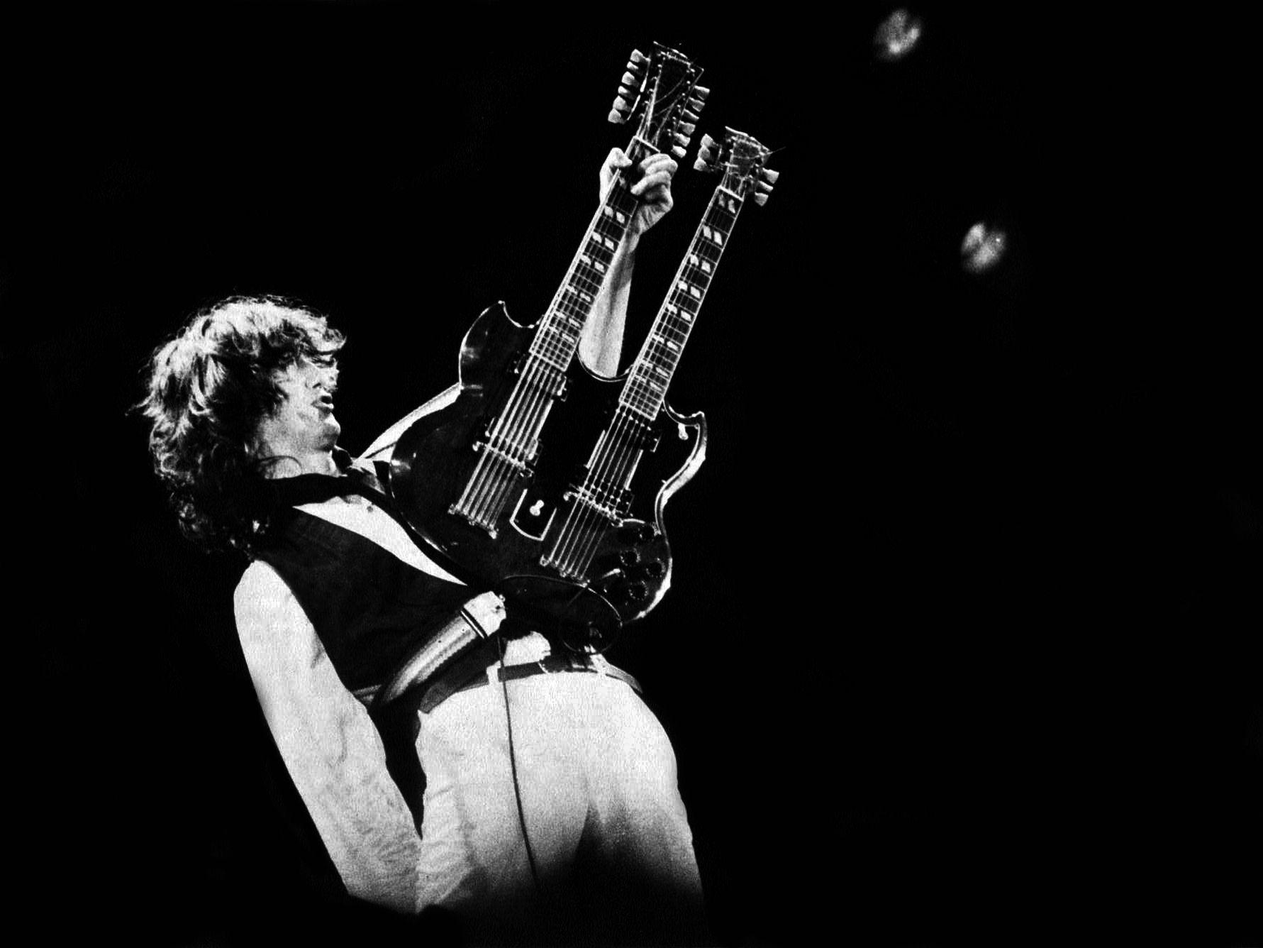 Jimmy Page Wallpapers - Top Free Jimmy Page Backgrounds - WallpaperAccess